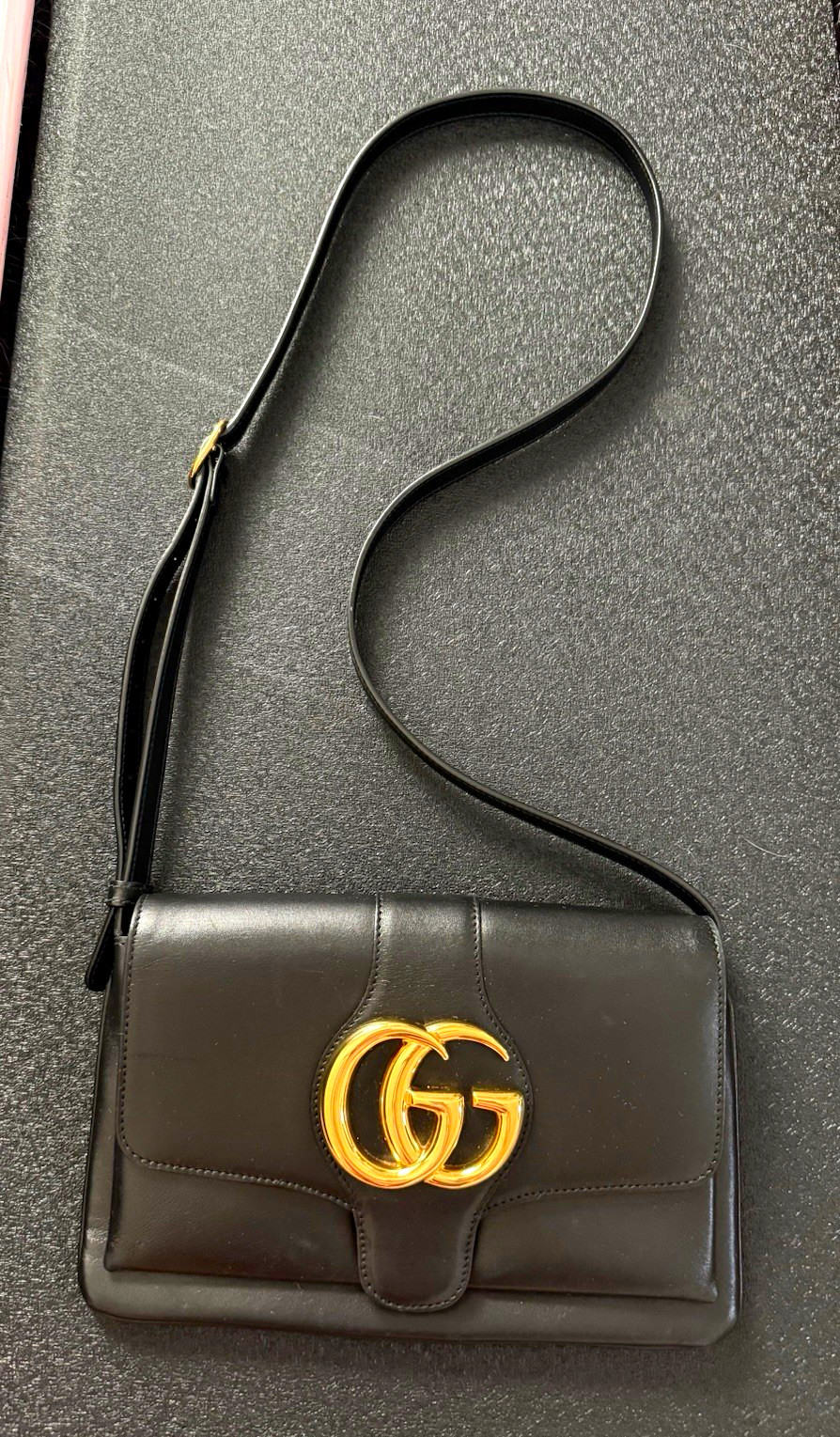 Gucci GG Logo Black Small Shoulder Bag w/ Strap, Gold Hardware, Dust Bag COA Gucci GG Logo Black Small Shoulder Bag w/ Strap, Gold Hardware, Dust Bag COA