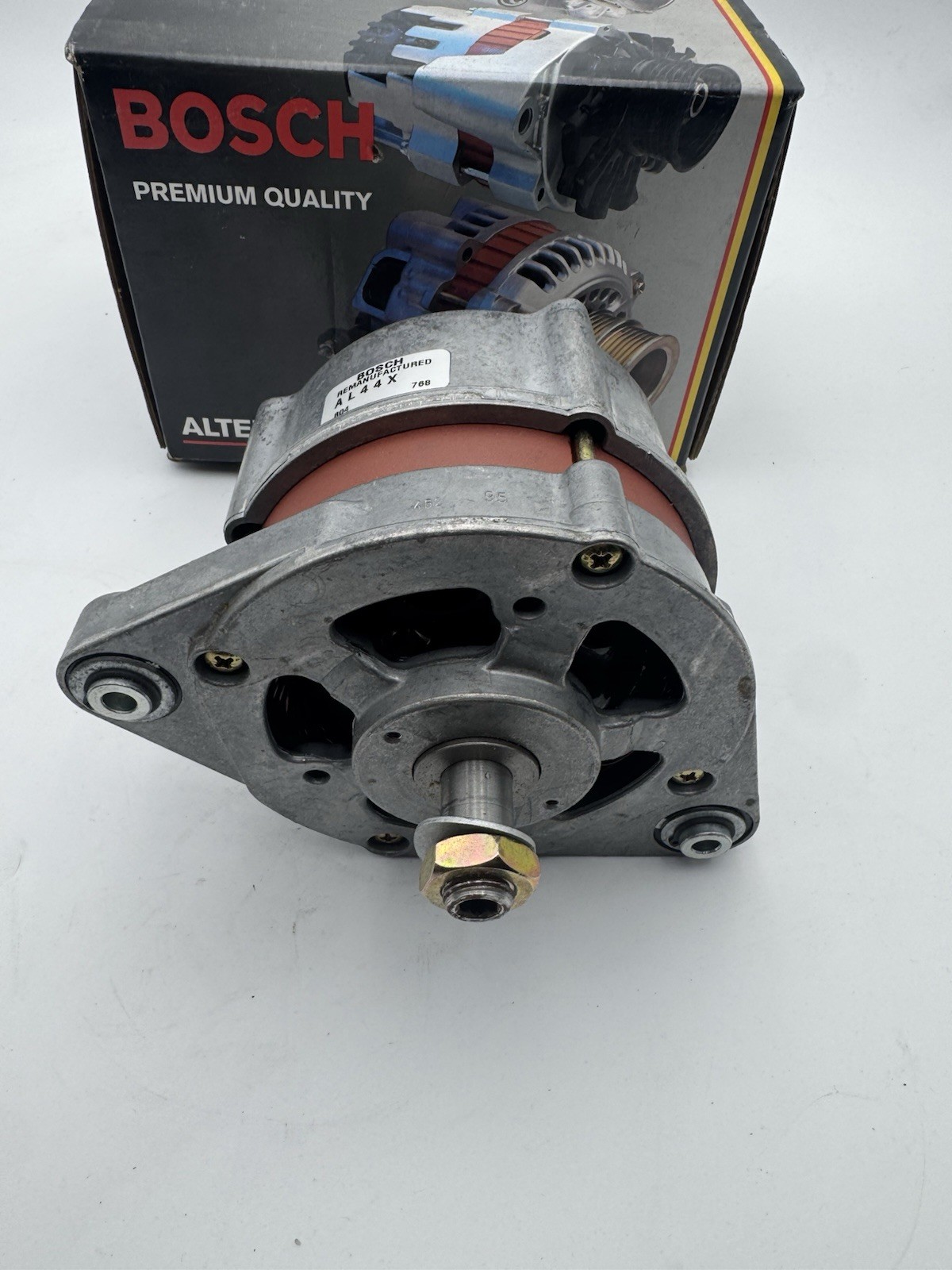Bosch Reman  Alternator  BMW 320i  1980 1981 1982 1983 E21 AL44X