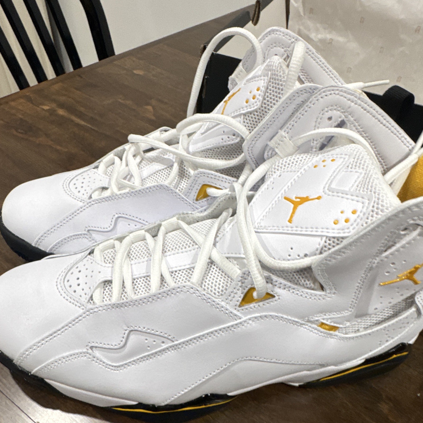 Jordan Air Jordan True Flight White/Black/Yellow Ochre 342964-107