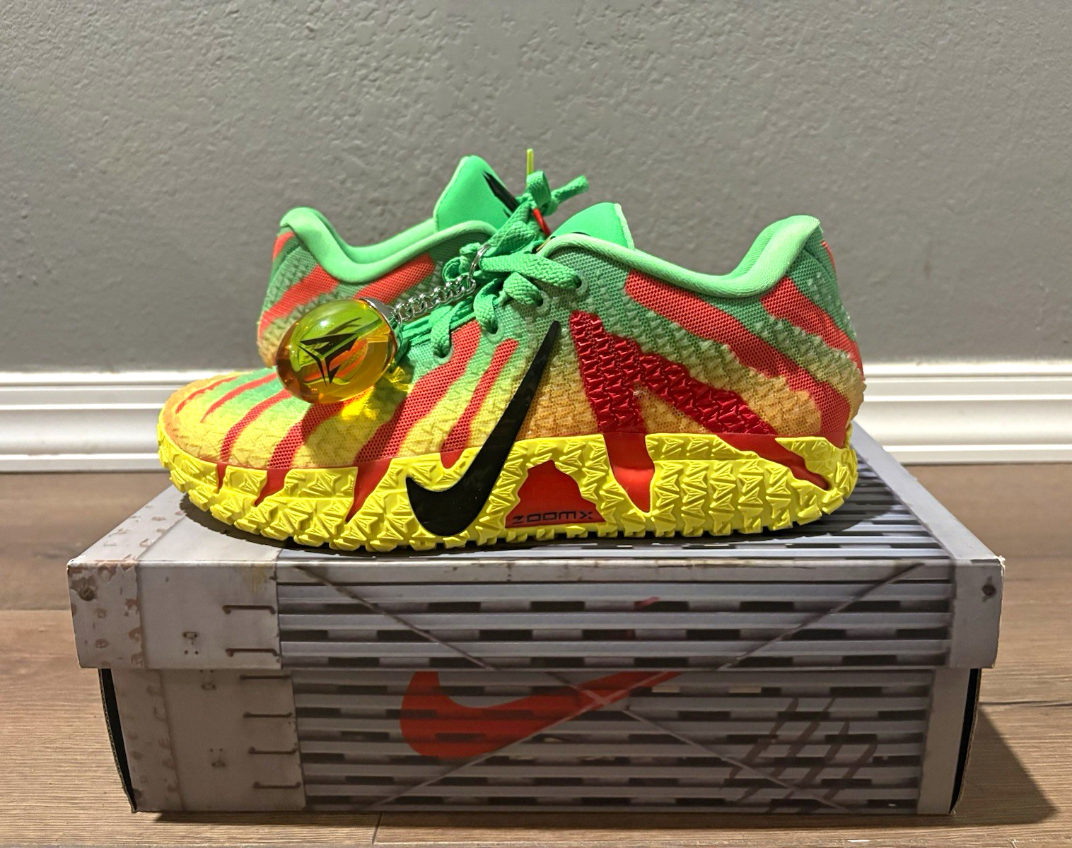 Nike Jurassic Park JA 3 Men’s Low Top Basketball Sneaker Lace-Up Green Nike Jurassic Park JA 3 Men’s Low Top Basketball Sneaker Lace-Up Green