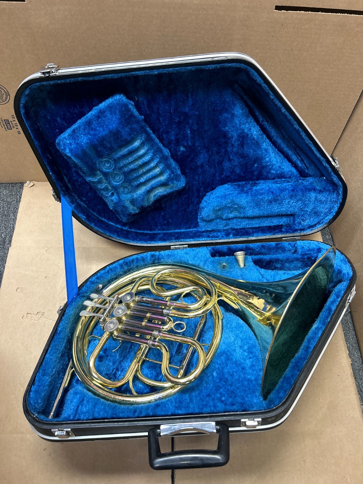 Yamaha YHR313 French Horn 3 Valve