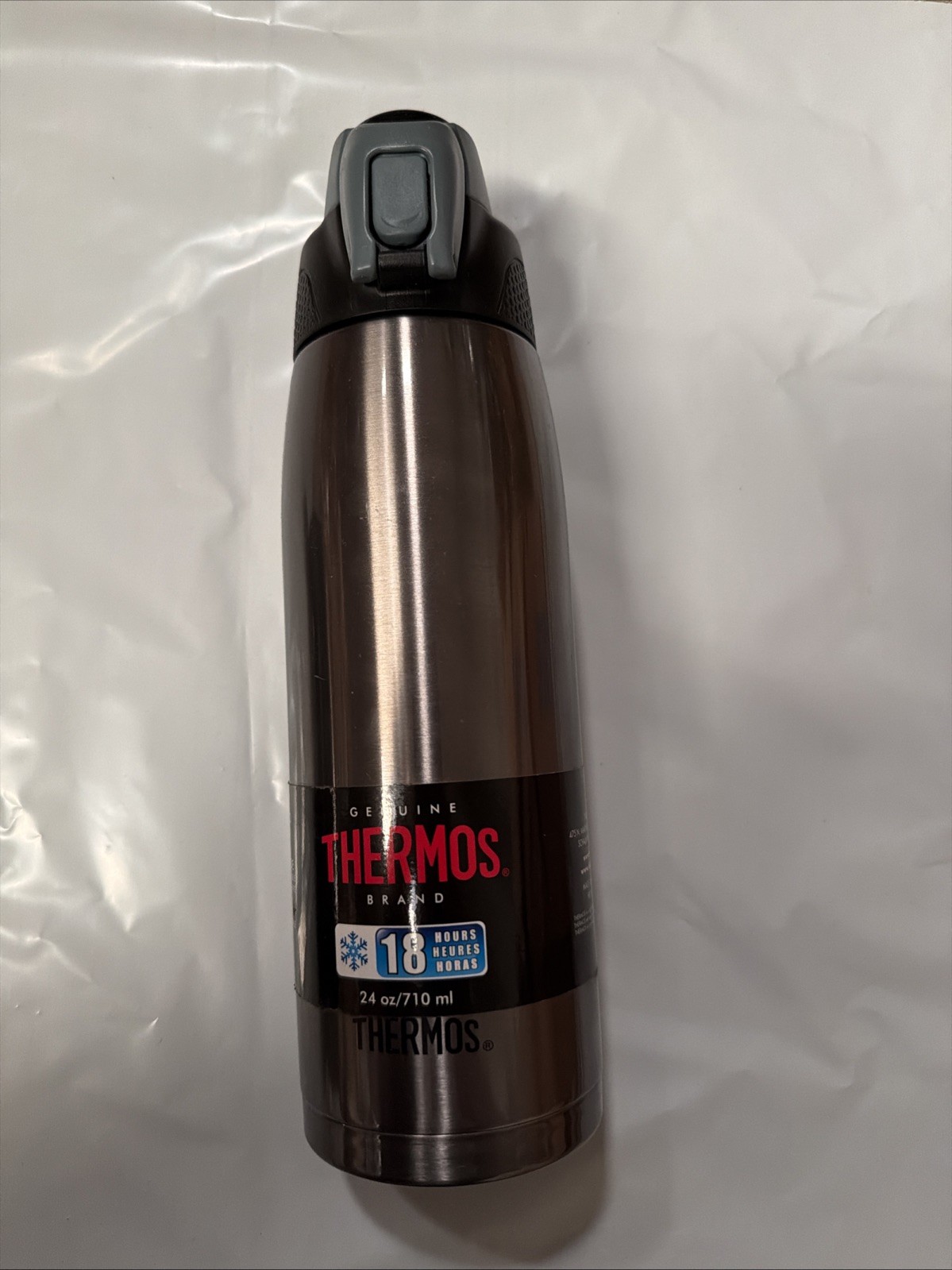 THERMOS Stainless Steel 24 Oz. Hydration Bottle THERMOS Stainless Steel 24 Oz. Hydration Bottle
