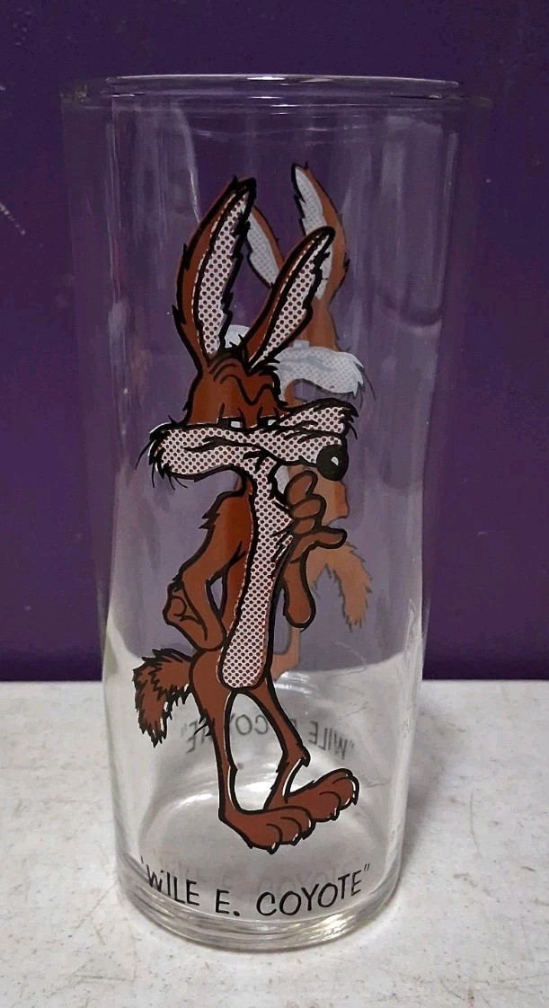 1973 Vtg. Looney Tunes Wile E. Coyote Pepsi Collector Series Glass Warner Bros 1973 Vtg. Looney Tunes Wile E. Coyote Pepsi Collector Series Glass Warner Bros