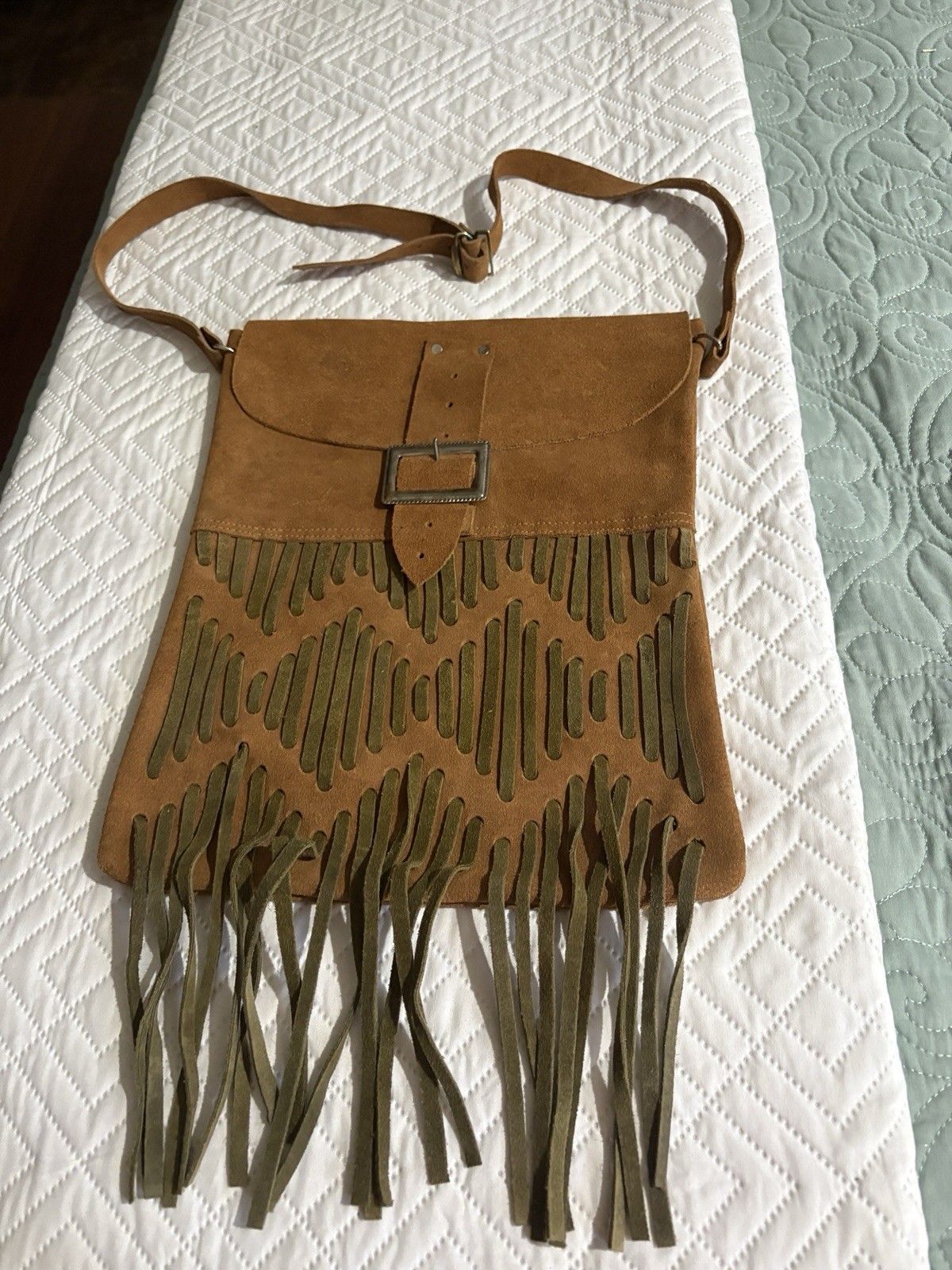 Women\'s Brown All-Leather Buckle Closure Tote Bag with Woven  Design and Fringe 