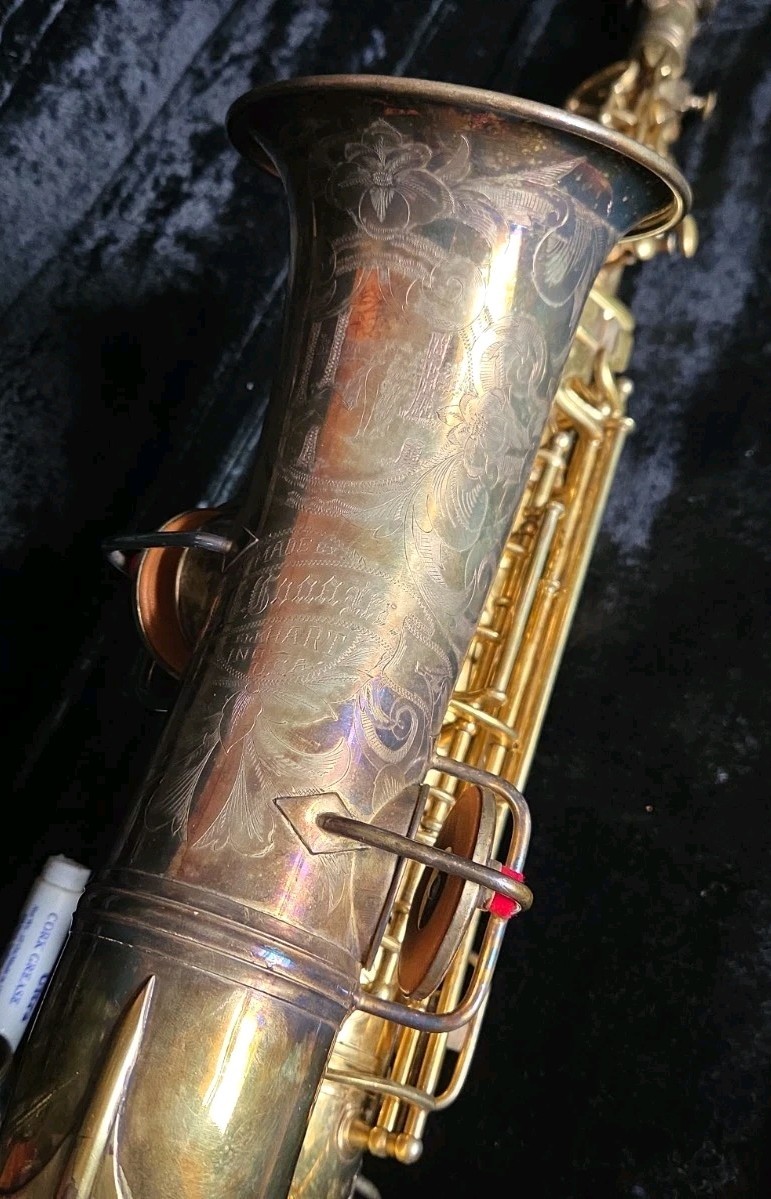 C. G. CONN Elkhart Indiana, Eb ALTO SAXOPHONE Original GOLD PLATE 1923 C. G. CONN Elkhart Indiana, Eb ALTO SAXOPHONE Original GOLD PLATE 1923