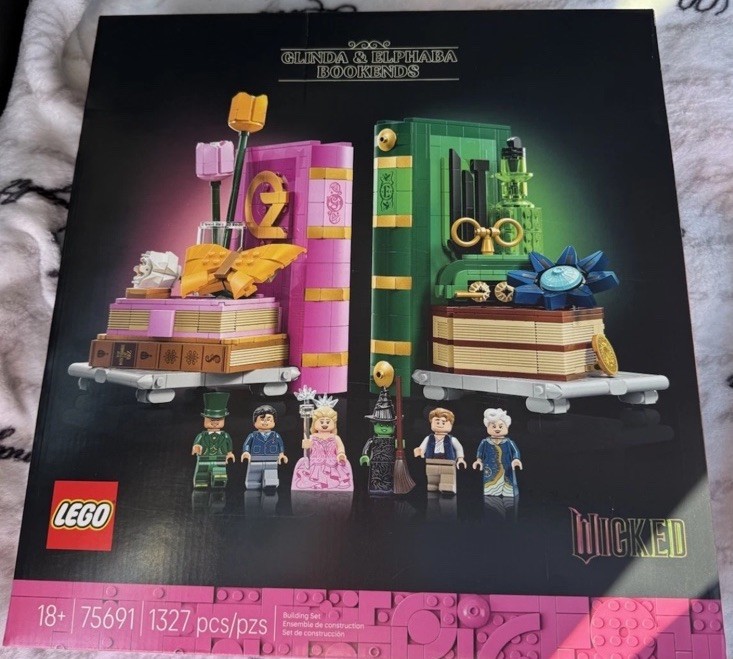 Lego 75691 Wicked Glinda & Elphaba Bookends 1327 pcs Sealed In Box Ships NOW