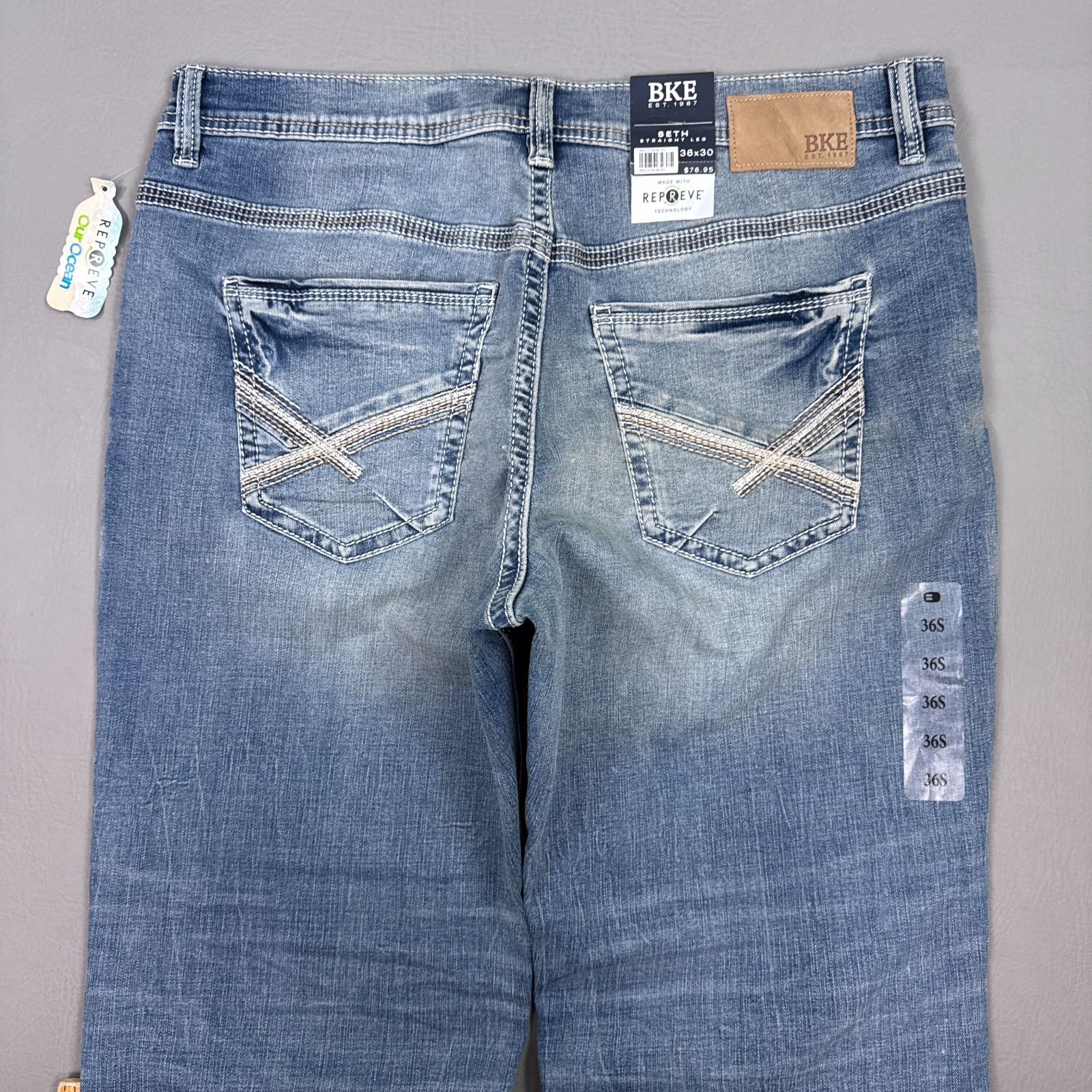 BKE Jeans Mens 36x30 Blue Seth Buckle Faded Denim Pants Loose Stretch Straight