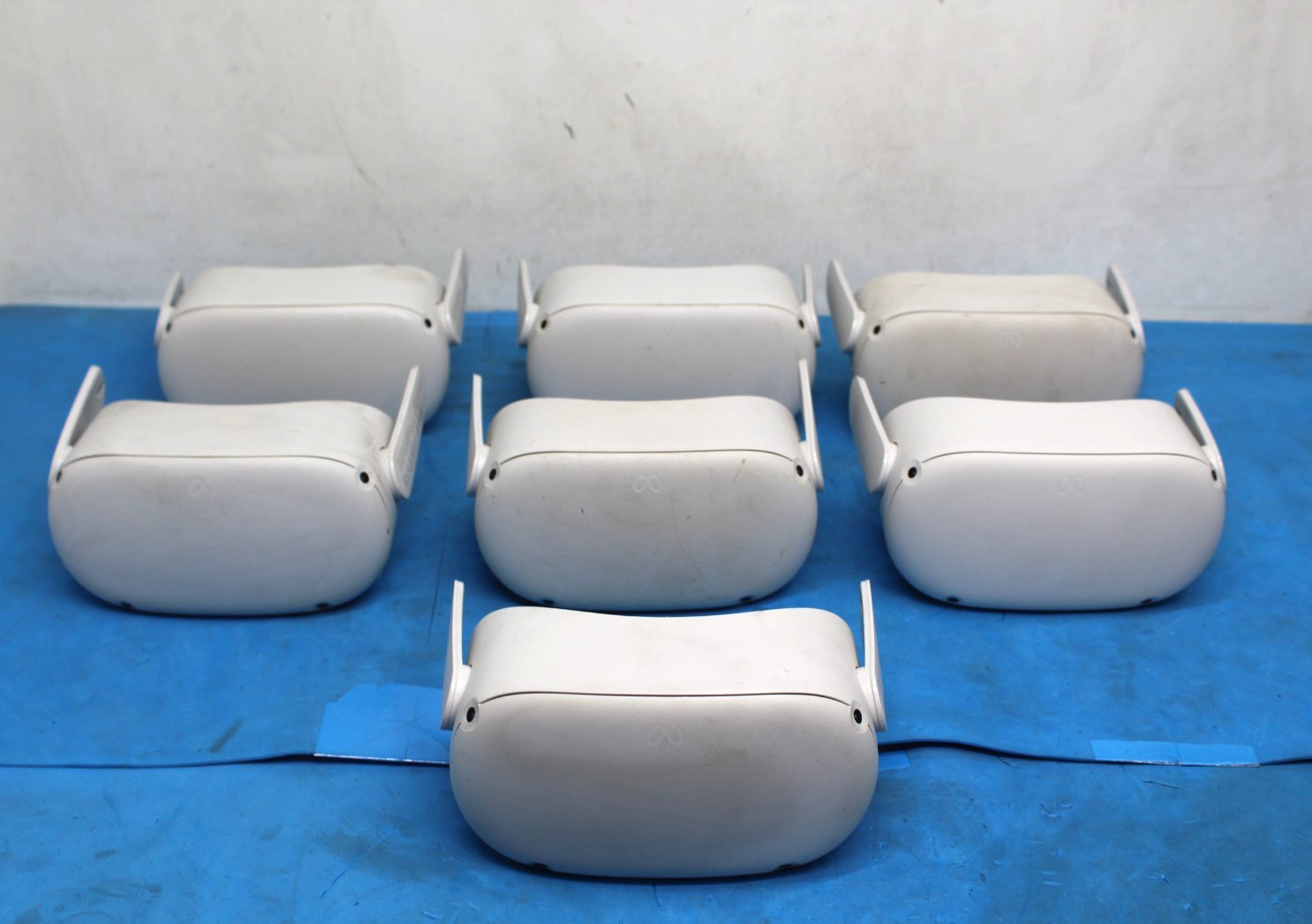 LOT-7 META QUEST 2 OCULUS VR VIRTUAL REALITY VR HEADSET KW49CM ONLY T9-D9