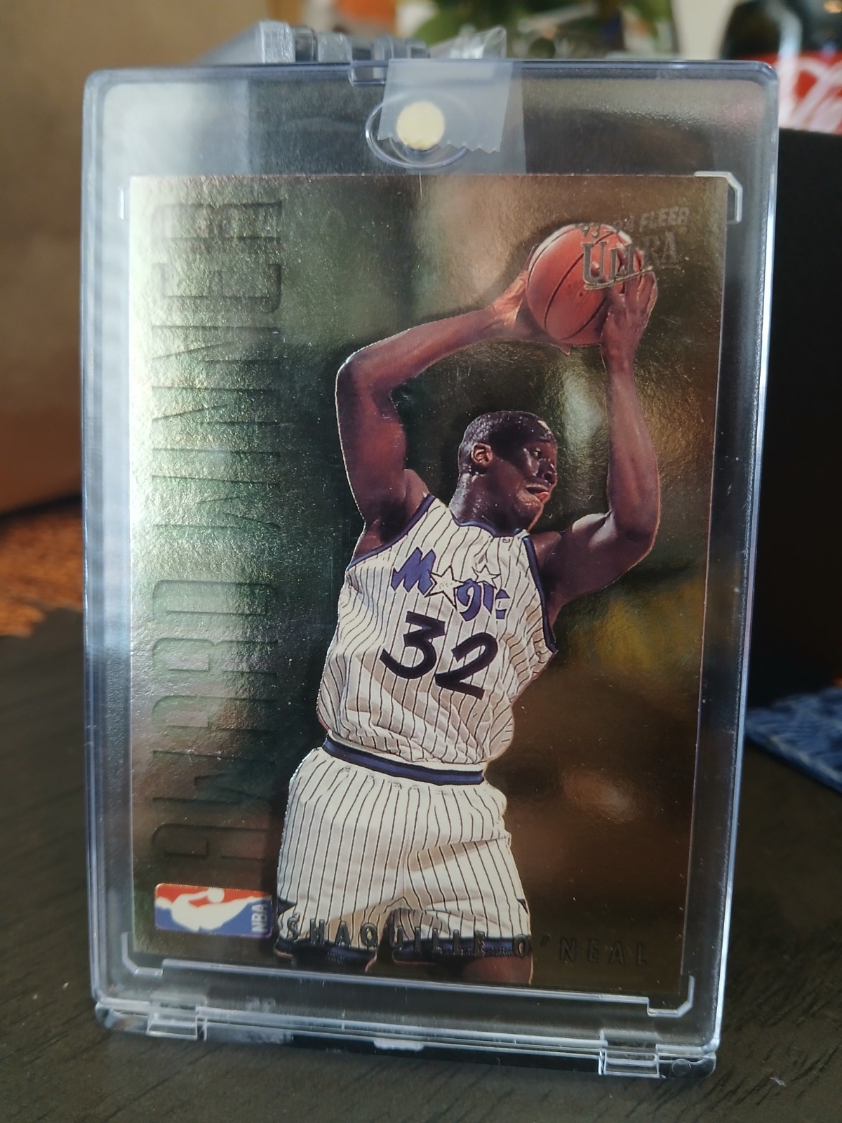 1993-94 Fleer Ultra - Award Winner Shaquille O\'Neal #4 1993-94 Fleer Ultra - Award Winner Shaquille O\'Neal #4