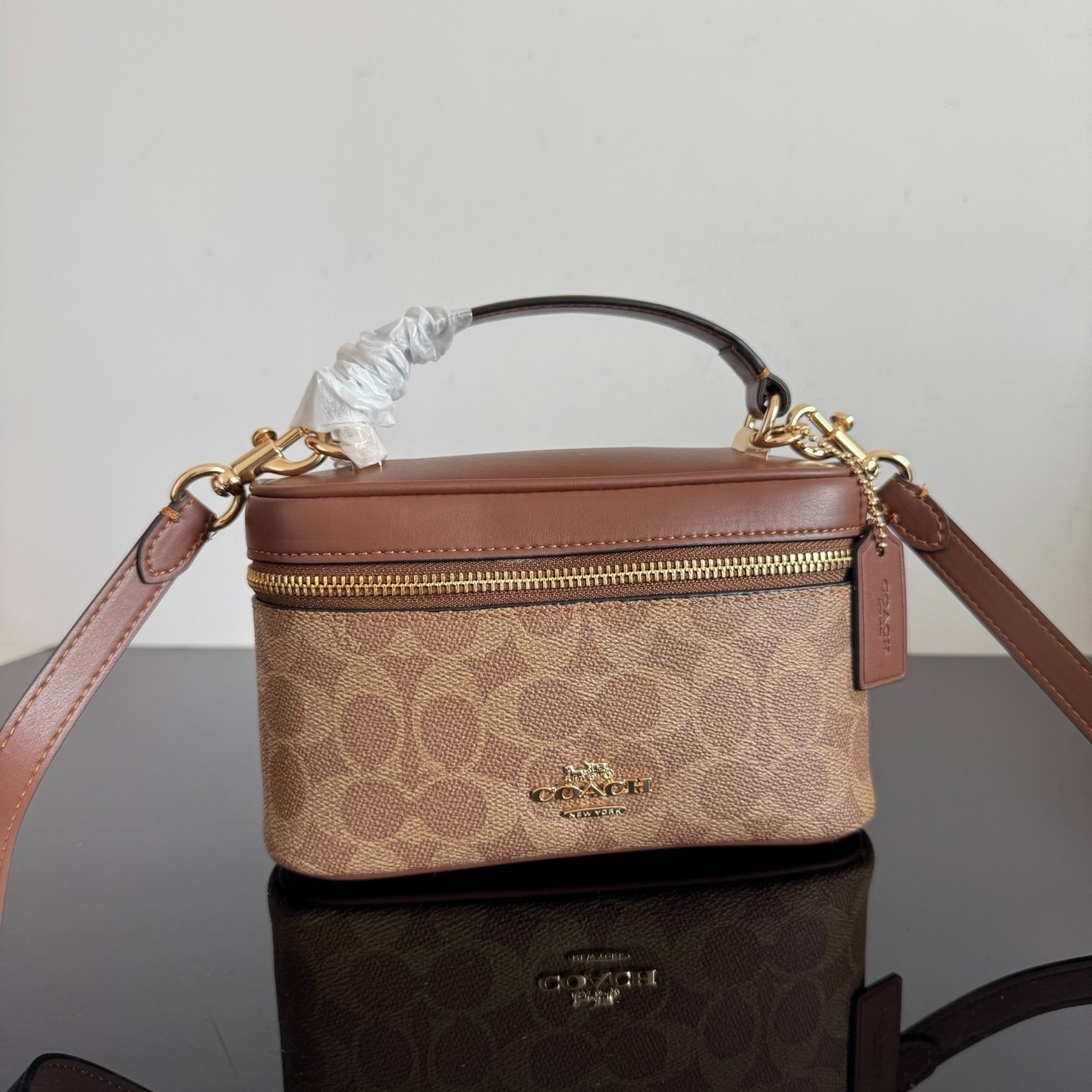 COACH Classic Monogram Vanity-Style Shoulder Bag for Women New Arrival 9*7*4in