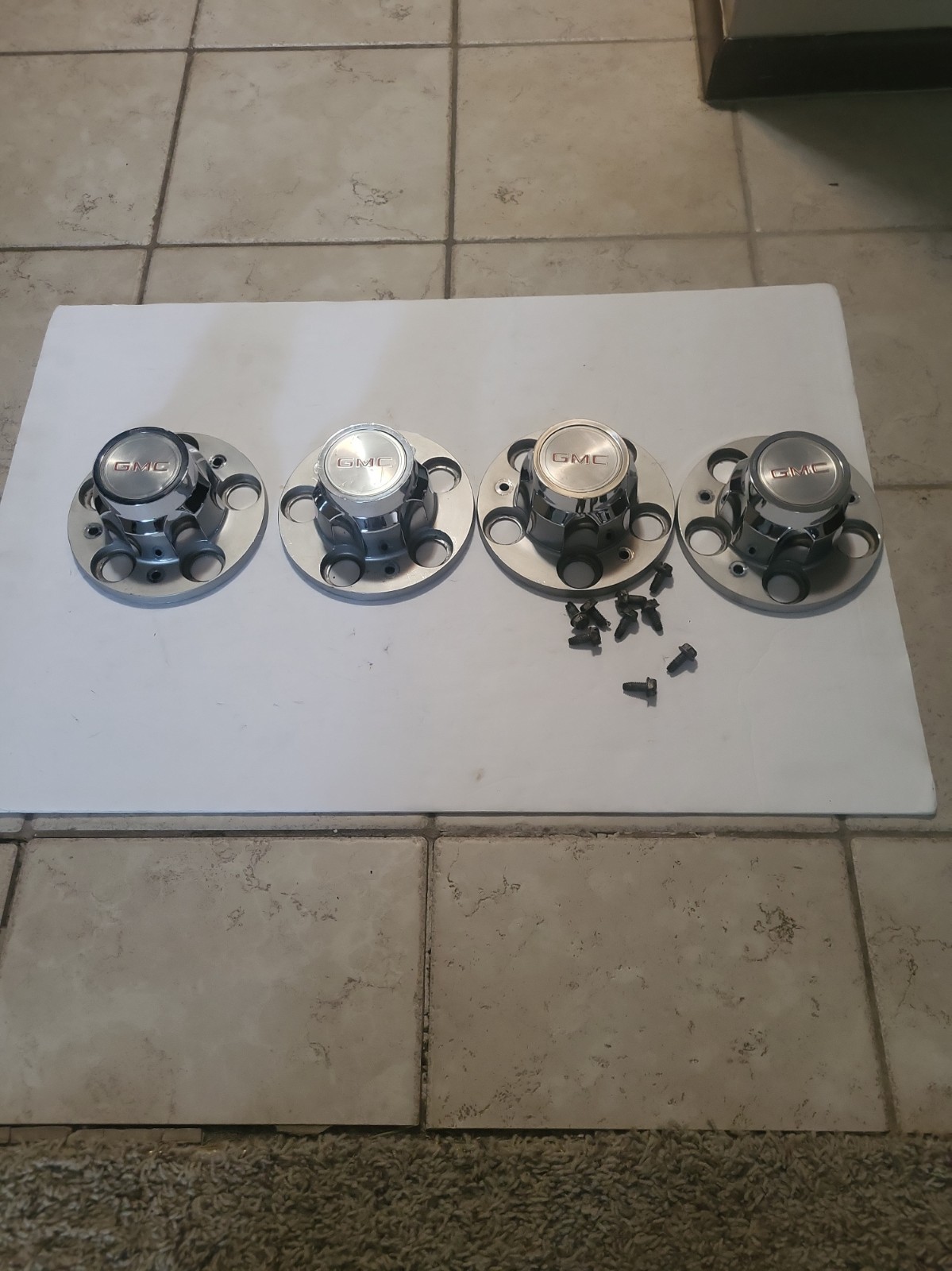 Vintage 1977-87 GMC  Rally Wheels  Center Caps Set Of 4 Used
