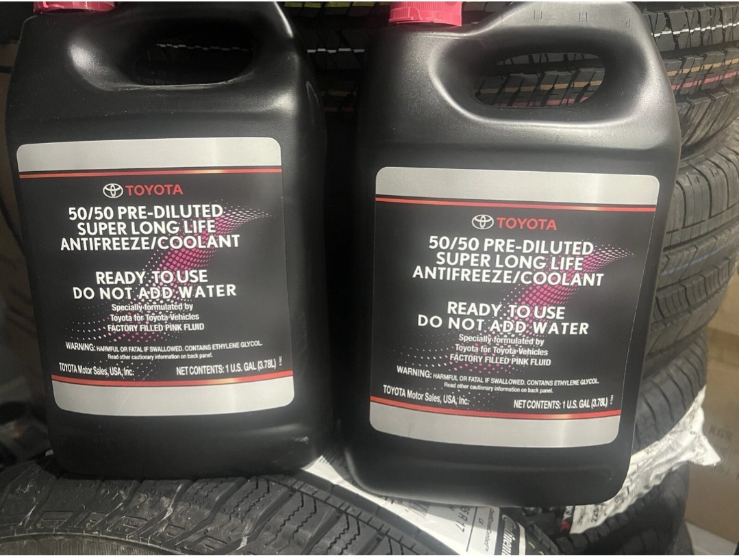 Toyota/Lexus 50/50Pink Antifreeze Coolant ,OEM New 2 gallons super long life