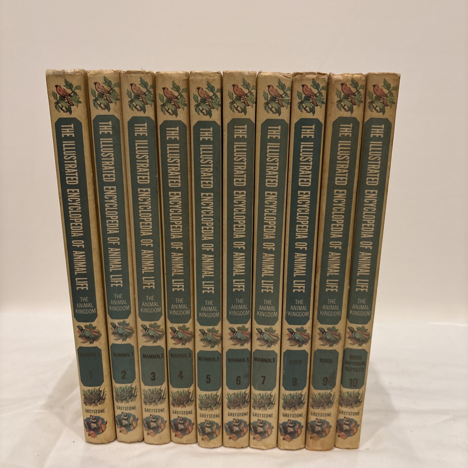 The Illustrated Encyclopedia of Animal Life 10 Volume Set 1961 The Illustrated Encyclopedia of Animal Life 10 Volume Set 1961