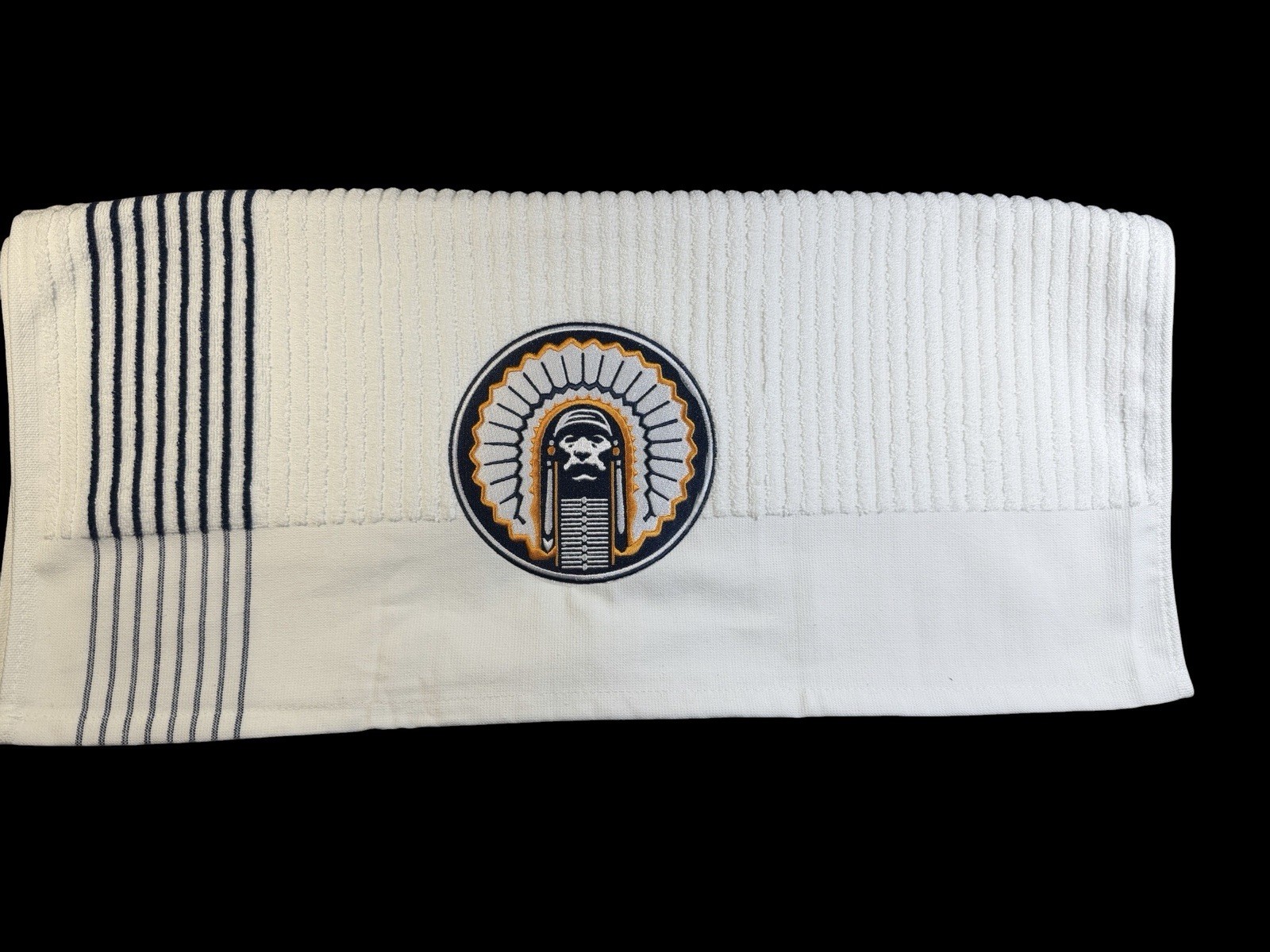 Univ of Illinois (Chief Logo) Caddy Towel / 44in x 24 in (No Center Cut)