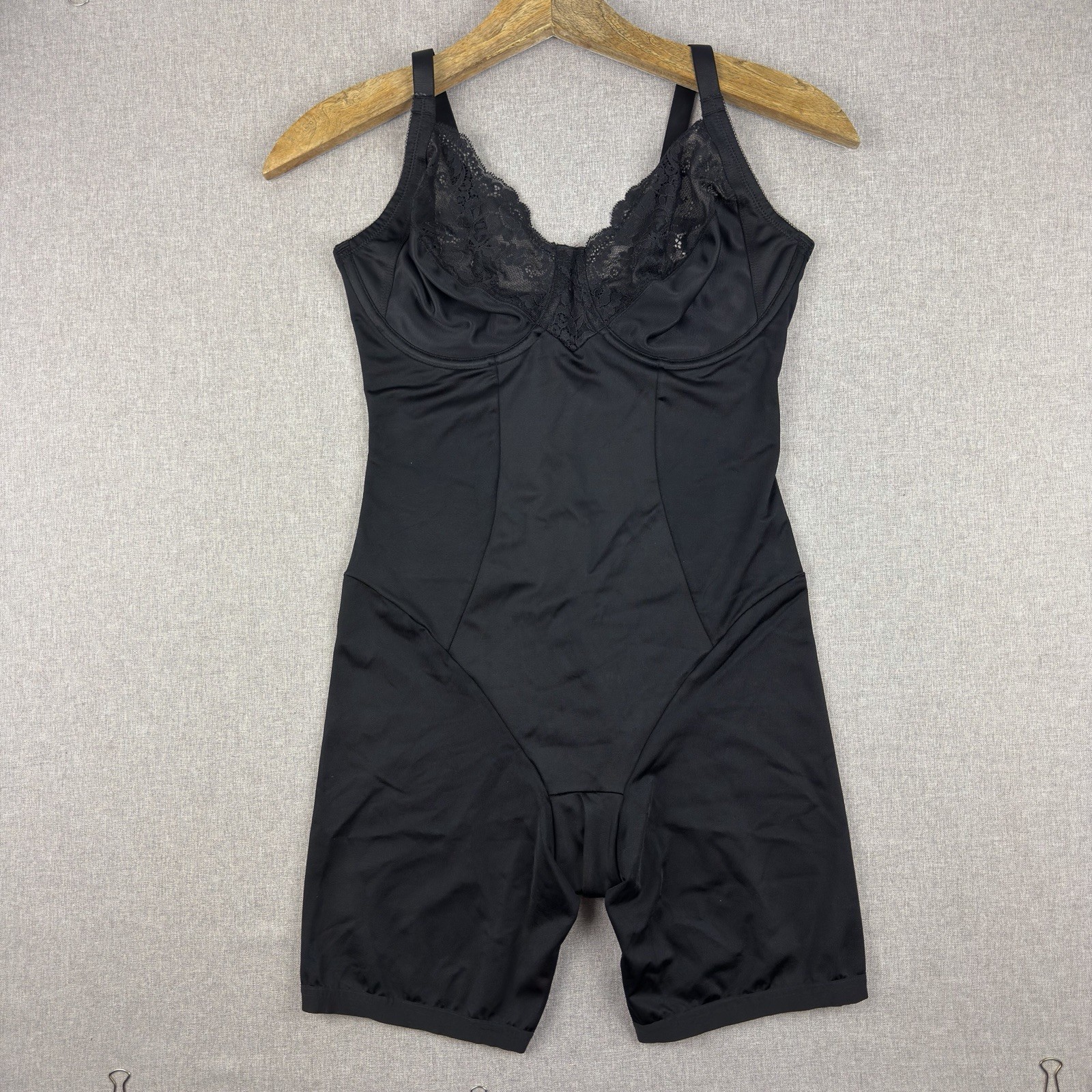 Maidenform Womens 36D Black Unlined Bra Full Body Smoothing Shaper Bodysuit 2045