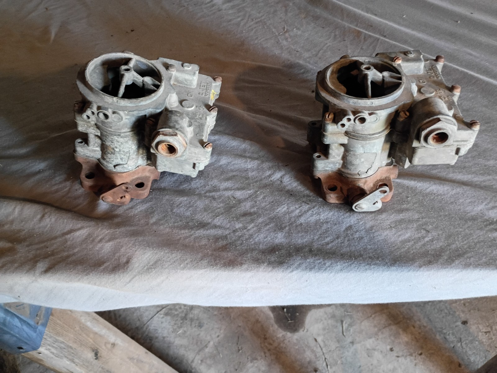 348 Chevrolet Oem Rochester Tri Power Carbs, 2bbl, Front and Rear