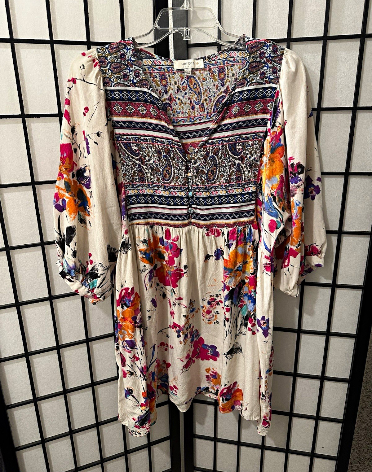 Umgee USA Floral Multicolor Rayon Woven V-Neck 3/4 Sleeve Mini Dress XL Umgee USA Floral Multicolor Rayon Woven V-Neck 3/4 Sleeve Mini Dress XL