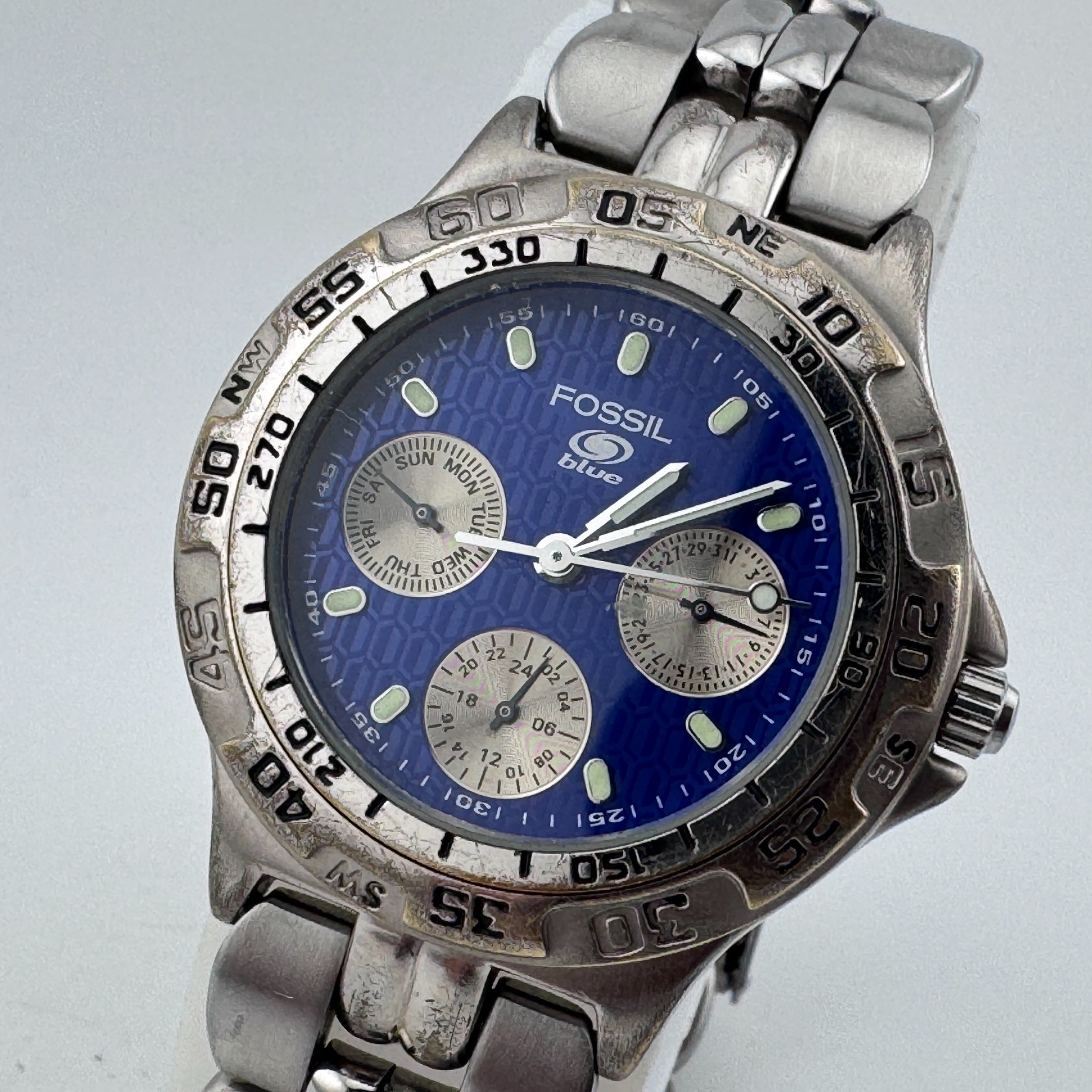 Fossil Quartz Watch Unisex 100m Silver Blue Steel Rotating Bezel New Battery 8\