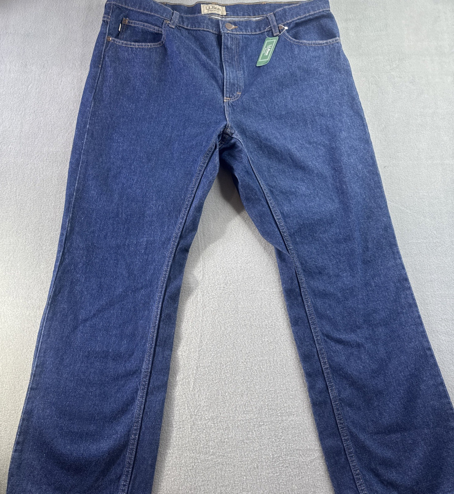 L.L. Bean Double L Jeans Men\'s 40x30 Standard Fit Dark Wash NWT Classic Denim