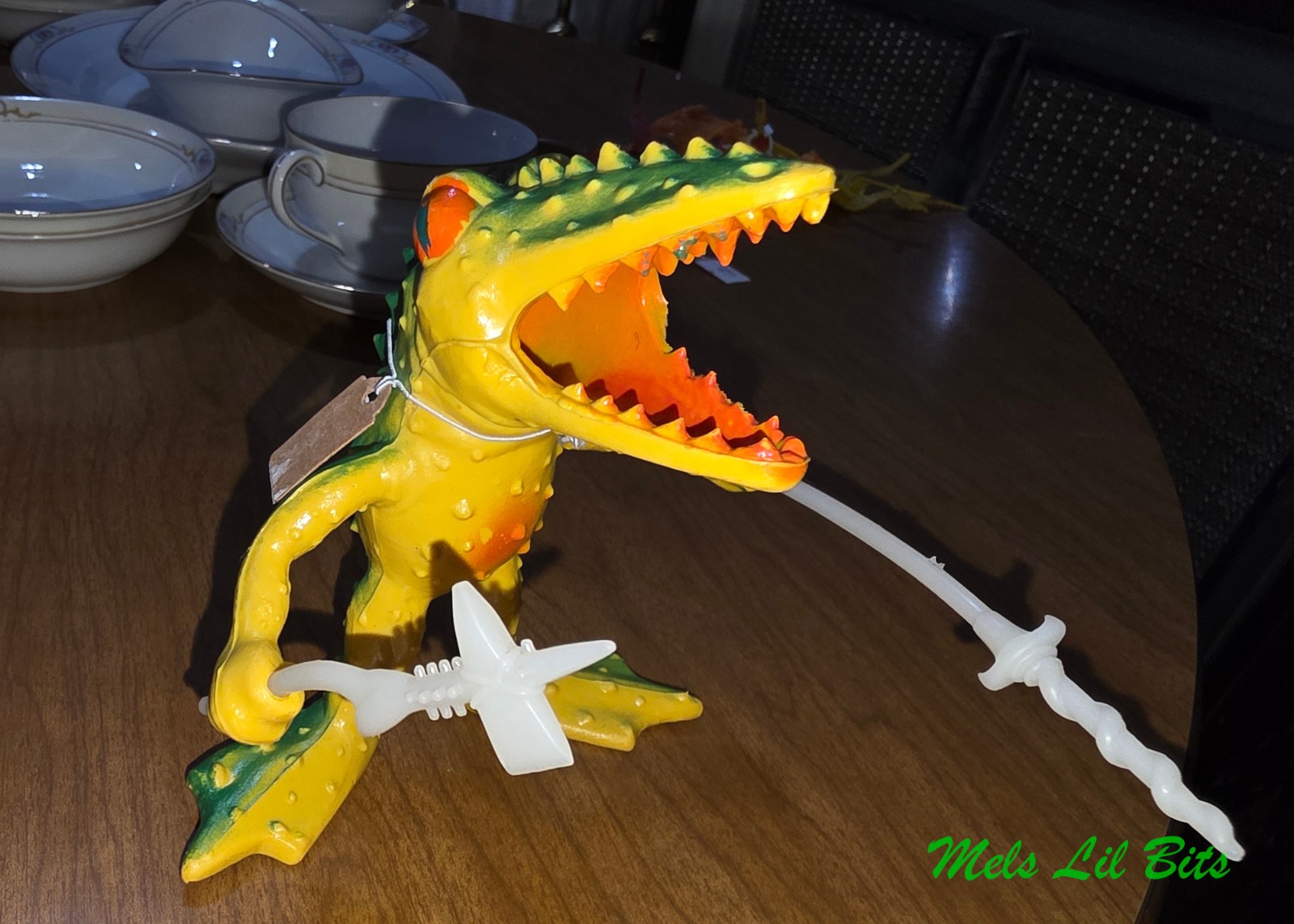 Vintage 1982 Arco The Other World FROGGACUDA Bendable Action Figure W/ Weapons