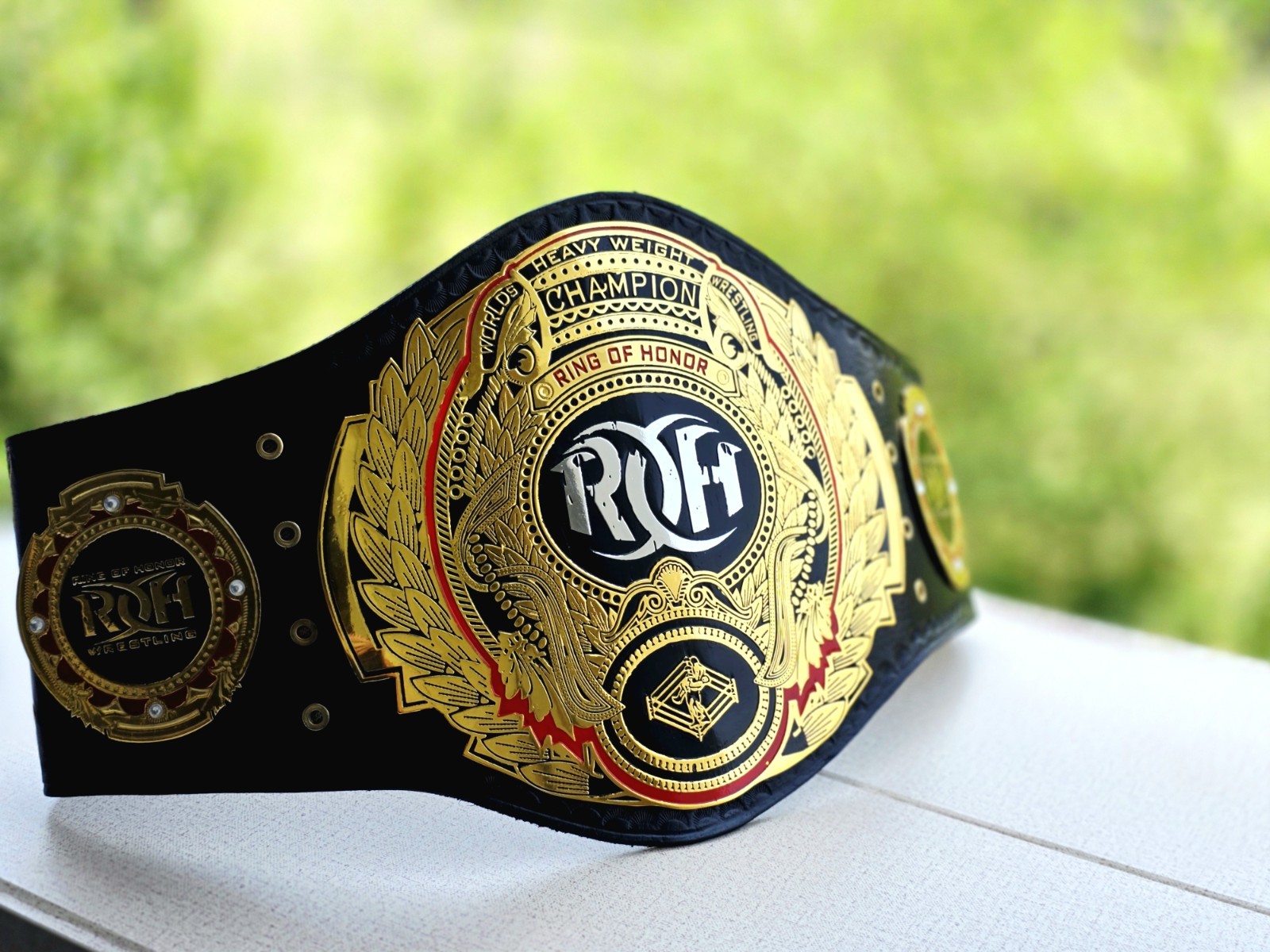 ROH HEAVYWEIGHT CHAMPIONSHIP TITLE BELT ADULT SIZE GOLD PLATED 2MM HD QUALITY.