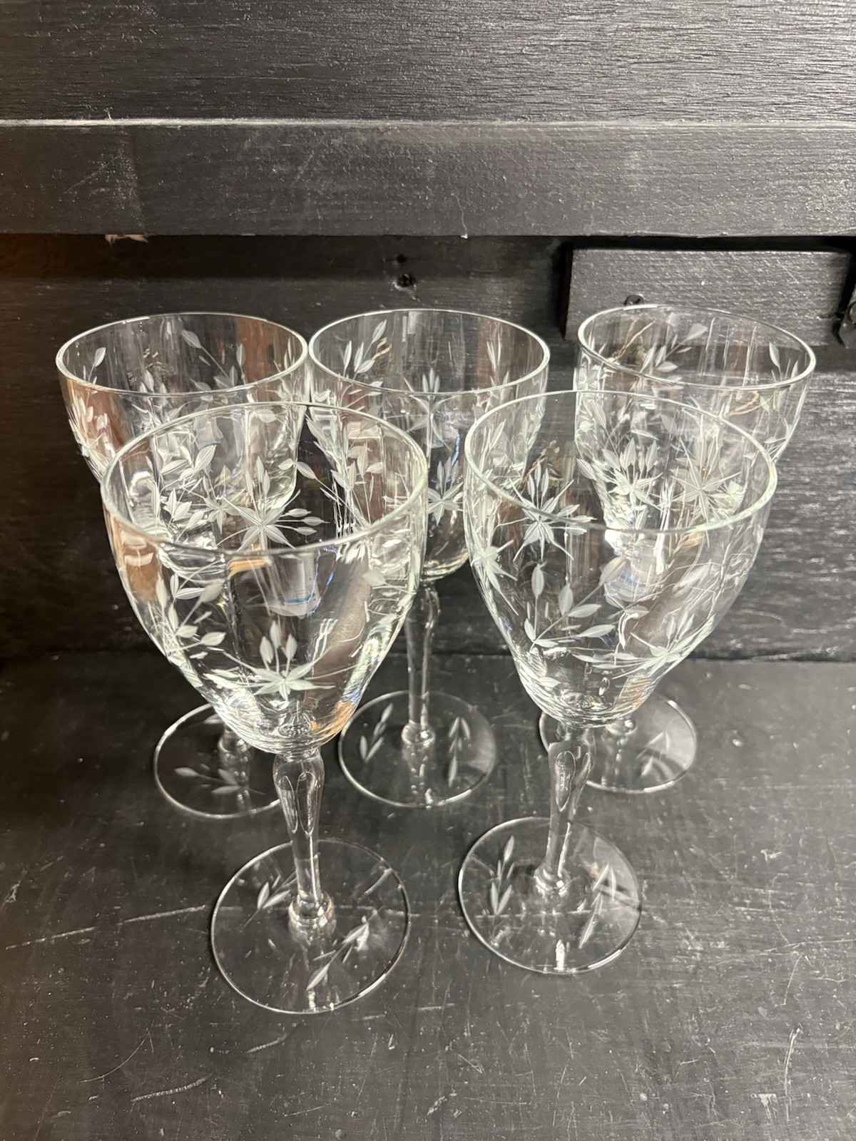 5 Elegant MCM 8” Stemmed Clear Etched Glass Wine/Water Goblets Floral Design