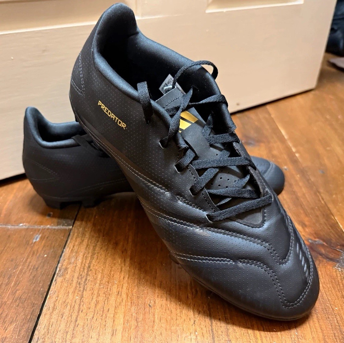 adidas Predator unisex Soccer Cleats, Black, US men’s Size 9 / Women’s 10.5