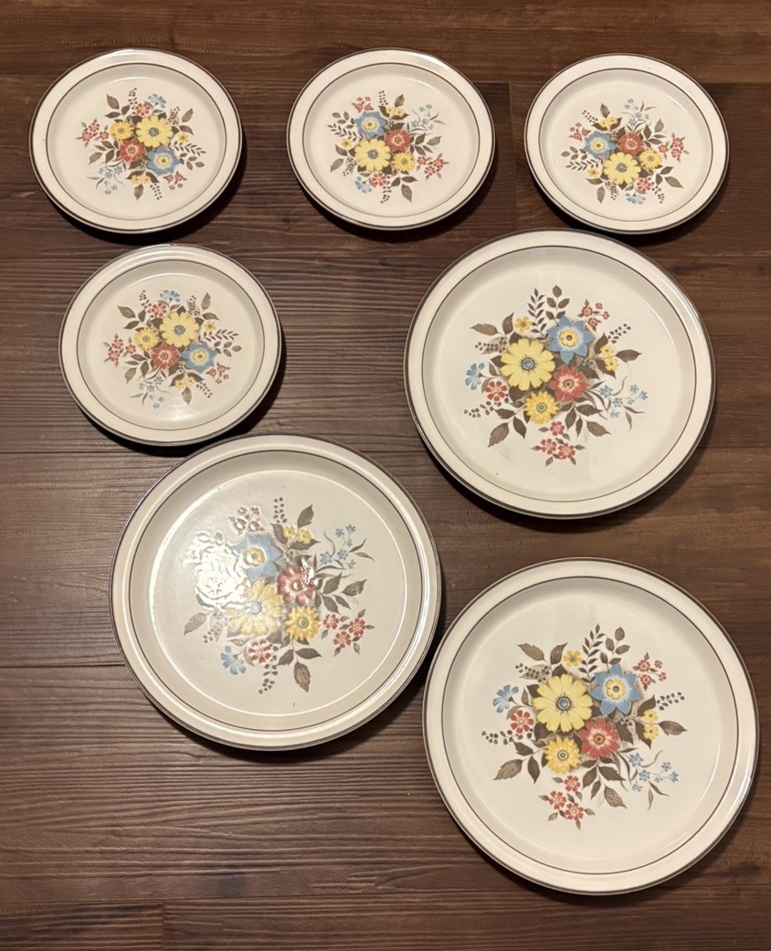 VTG Shannon Aran Stone Floral BALLEYMORE Ireland Mixed Plate Lot Dinner Salad VTG Shannon Aran Stone Floral BALLEYMORE Ireland Mixed Plate Lot Dinner Salad
