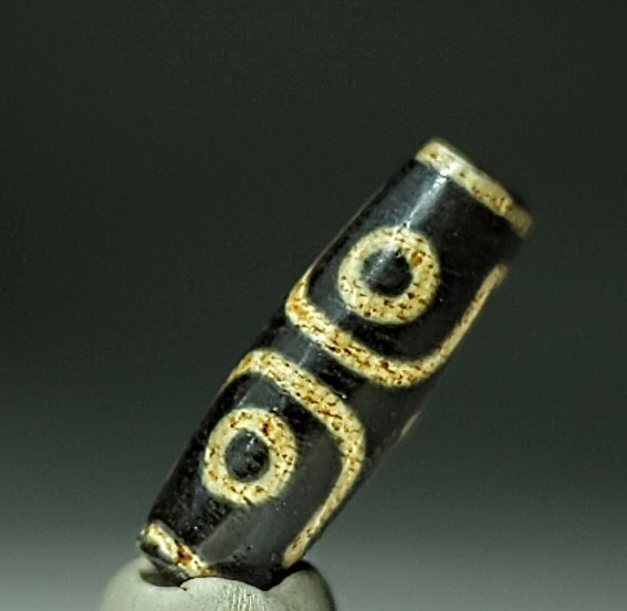 Rare Pre-1800s Indo/Tibetan Old Agate 3 Eye Dzi Bead 14*43mm 14.6grams