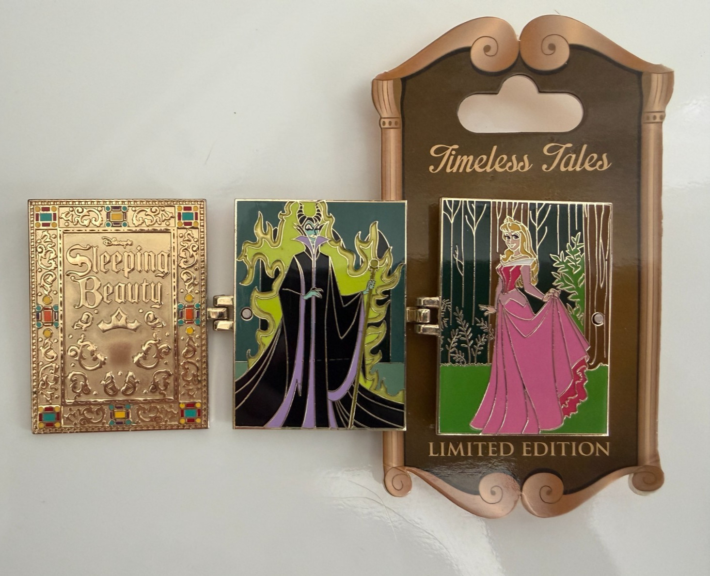 Disney Timeless Tales Sleeping Beauty Maleficent Aurora Hinged Pin