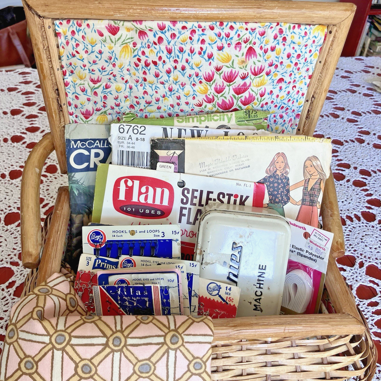 VINTAGE SEWING BASKET  bundle Of Patterns , Bobbins, Sewing Tin,Snaps & More
