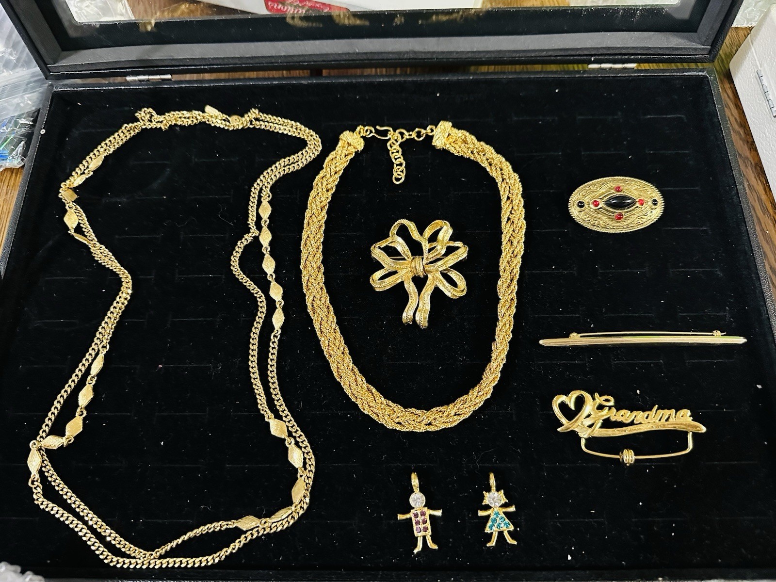 Vintage Lot Of 8 Costume Gold Tone Jewelry Monet 1928 KISS