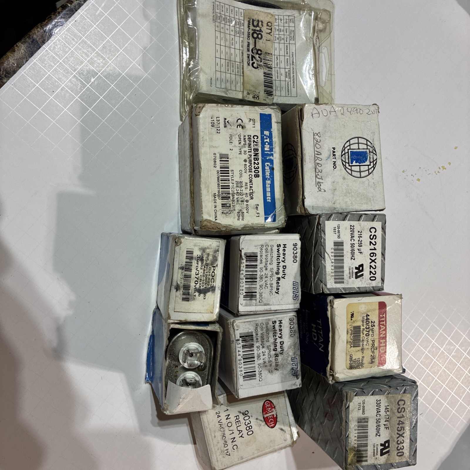 Lot Of 11 HVAC Parts. Contactor, Pressure Switch, Relays, Capacitors. New
