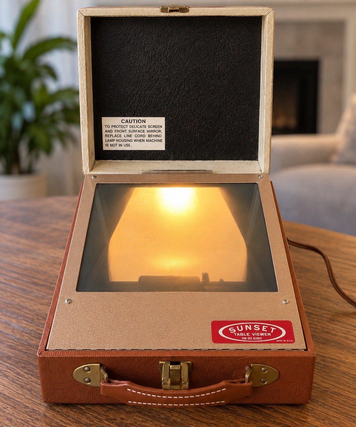 Vintage Sunset Table Viewer for 2x2 Slides Lighted Portable Case Works USA