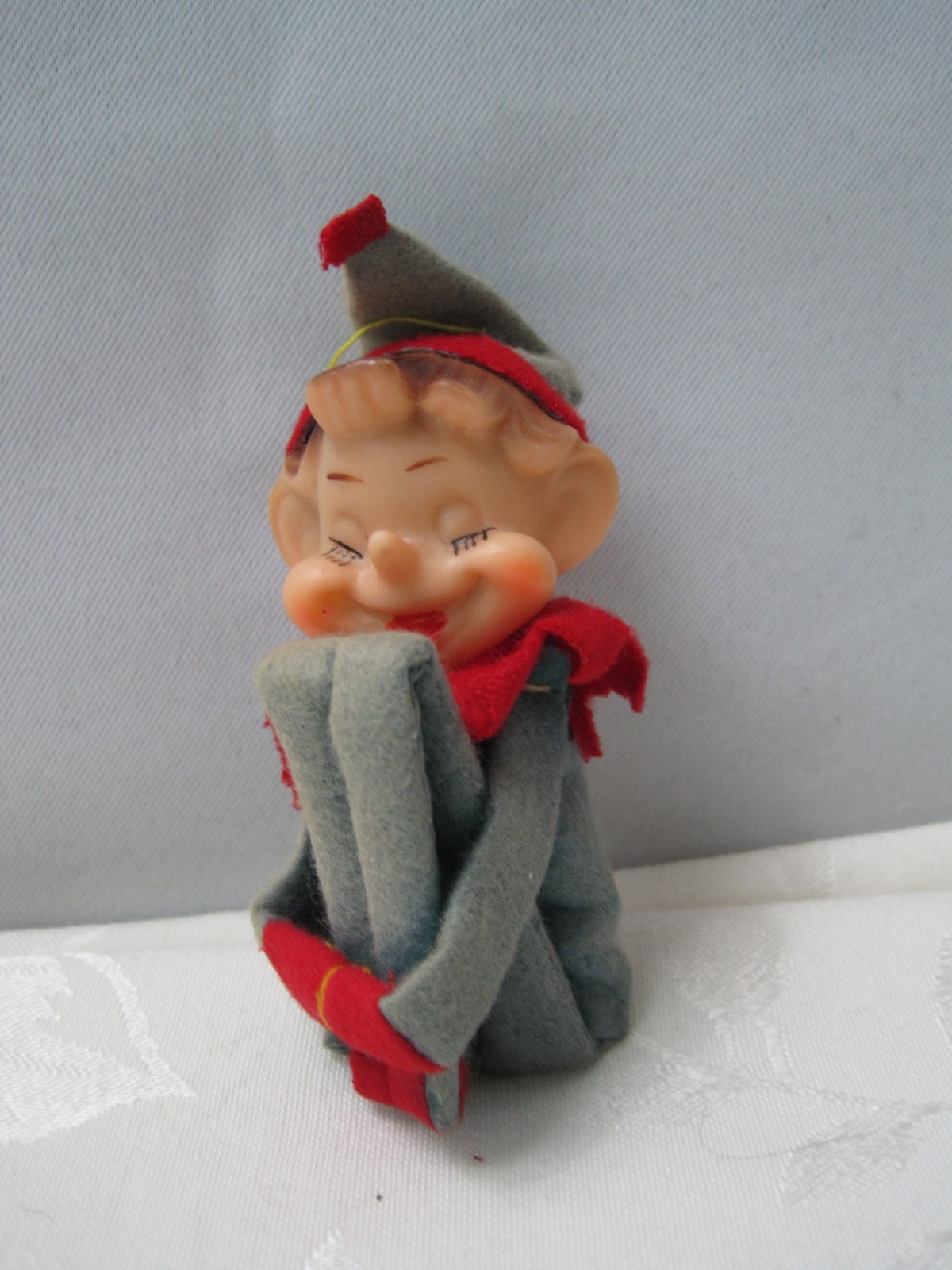Vintage Posable Knee Hugger Christmas Elf Pixie EYES CLOSED