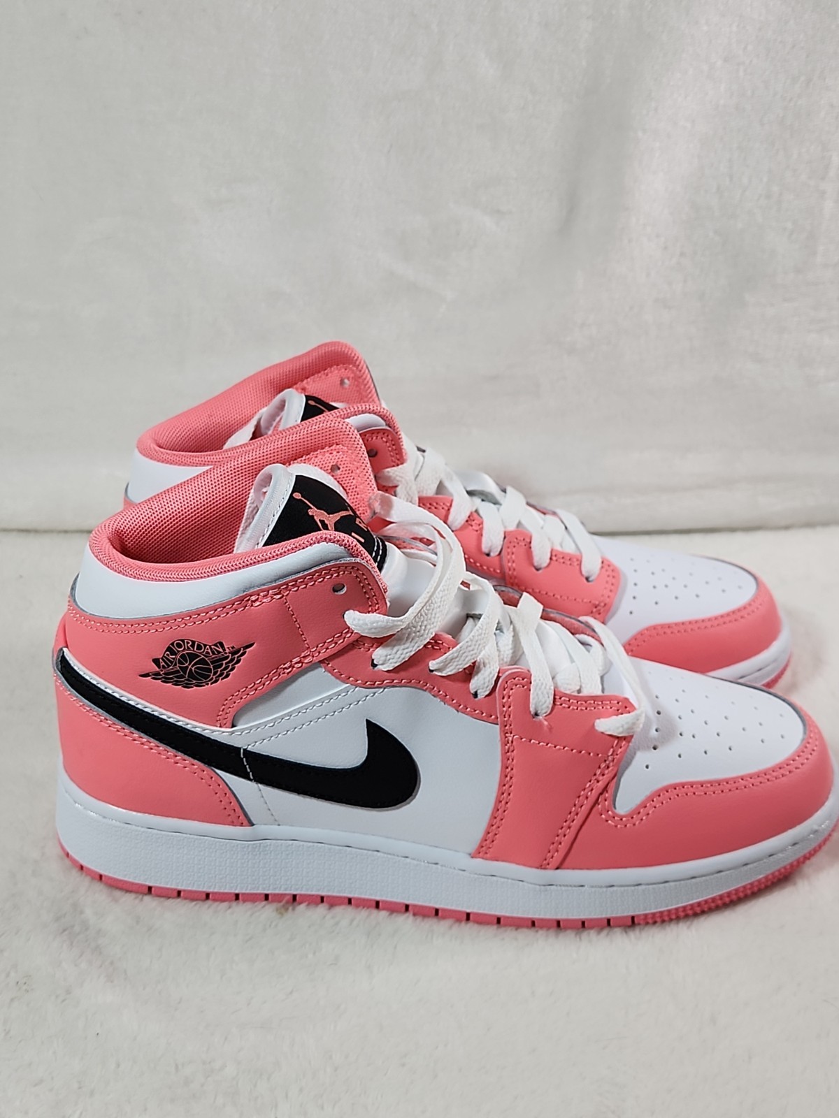 Nike Air Jordan 1 Mid GS Pink Gaze Black White Size 5Y DQ8423-602 New