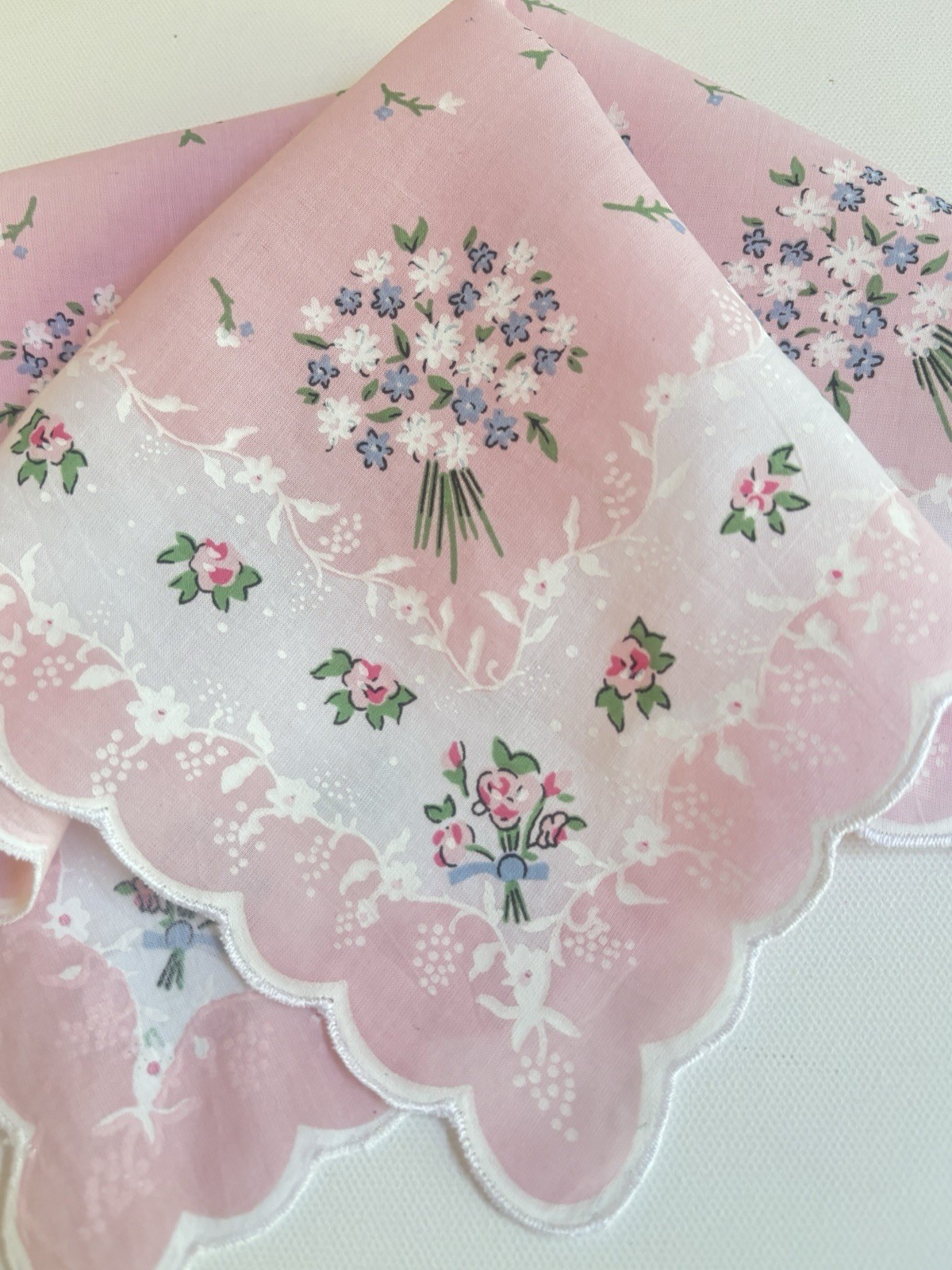 Lovely New LuRay Pastel Pink Handkerchief  Hankie With Scalloped Border