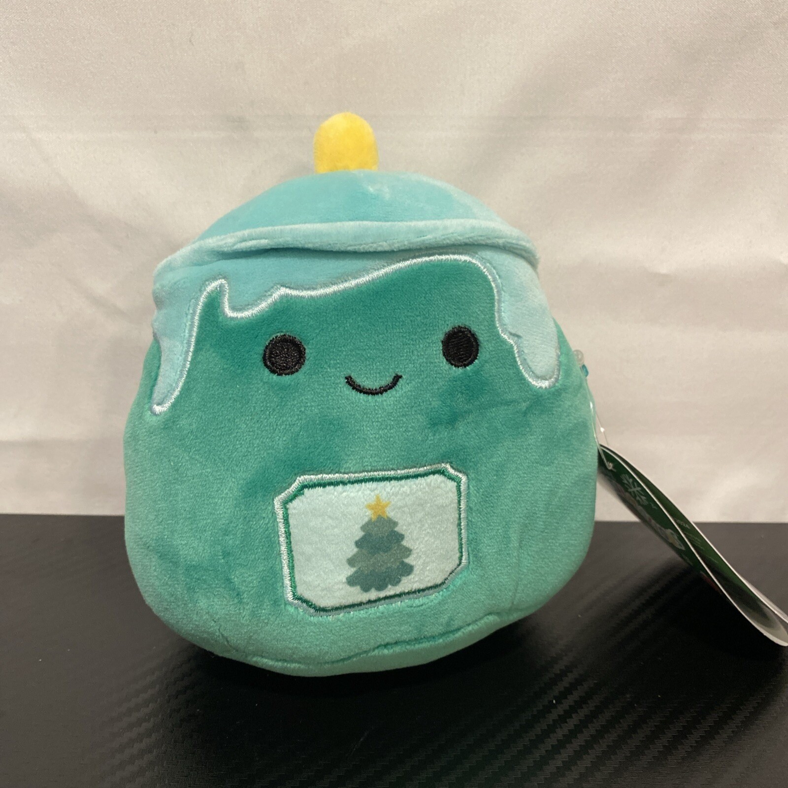 Squishmallows Guardo the Green Christmas Candle 5\
