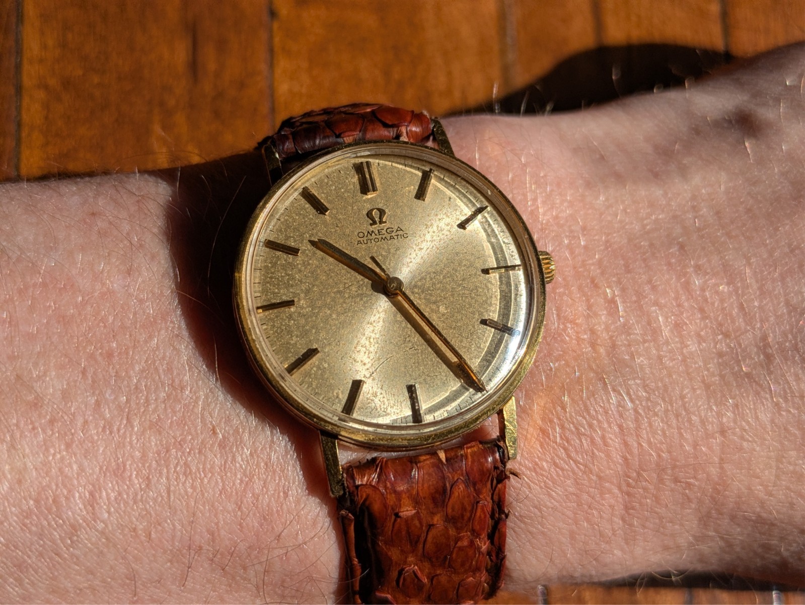 1963 Omega Watch Automatic Gold 34mm Cal 552 Speckled Sunburst Dial 1963 Omega Watch Automatic Gold 34mm Cal 552 Speckled Sunburst Dial