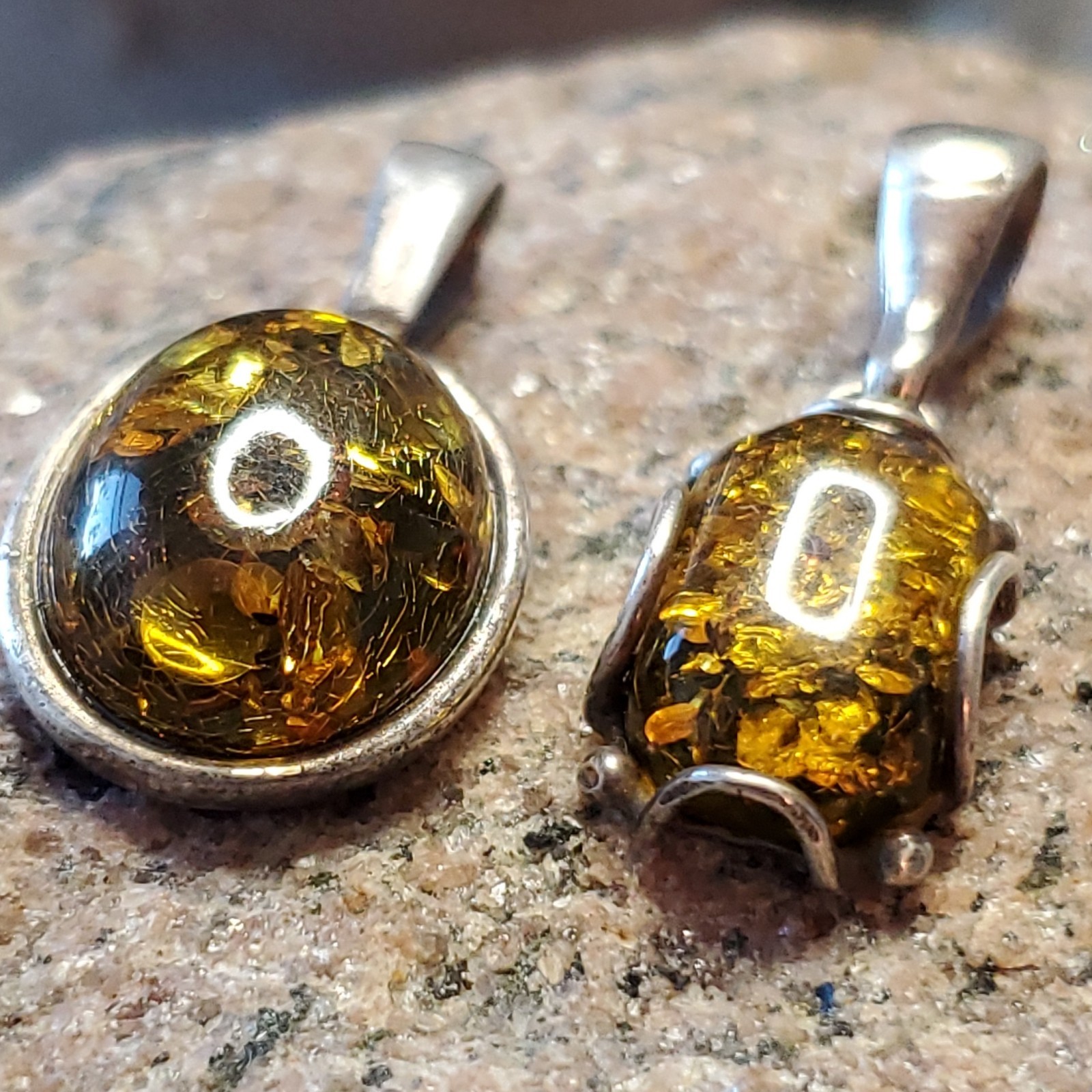 VTG 2 AMBER STERLING necklace pendant yellow/ green AMBER vintage 925 VTG 2 AMBER STERLING necklace pendant yellow/ green AMBER vintage 925