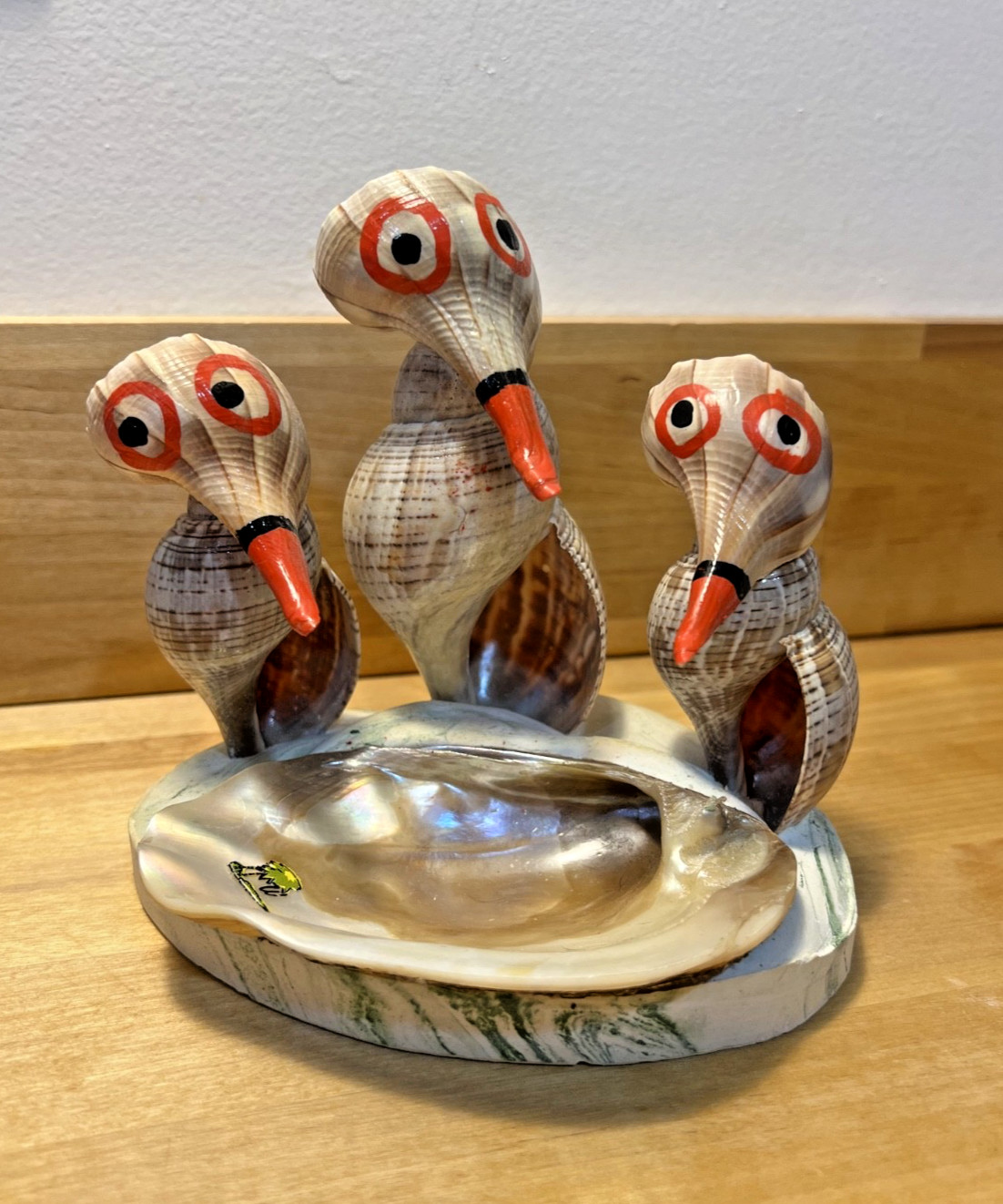 Vintage Hand Painted Seashell Sculpture Dish - Kitschy Outsider Art Vintage Hand Painted Seashell Sculpture Dish - Kitschy Outsider Art