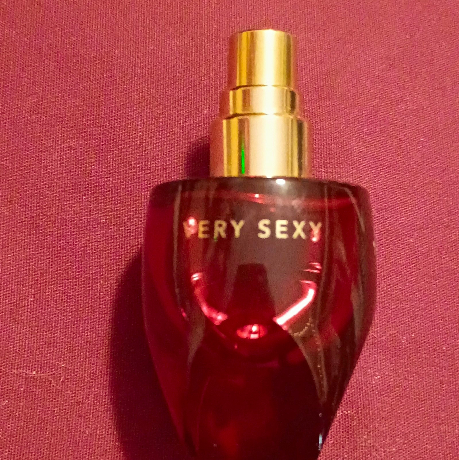 Victoria\'s Secret Very Sexy Eau de Parfum Spray, Regular Size 3.4 fl oz
