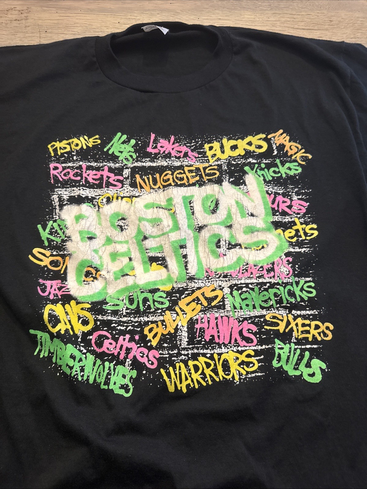 EXTREMELY RARE Vintage Late 80s Swingster Boston Celtics Graffiti Tshirt Mens XL