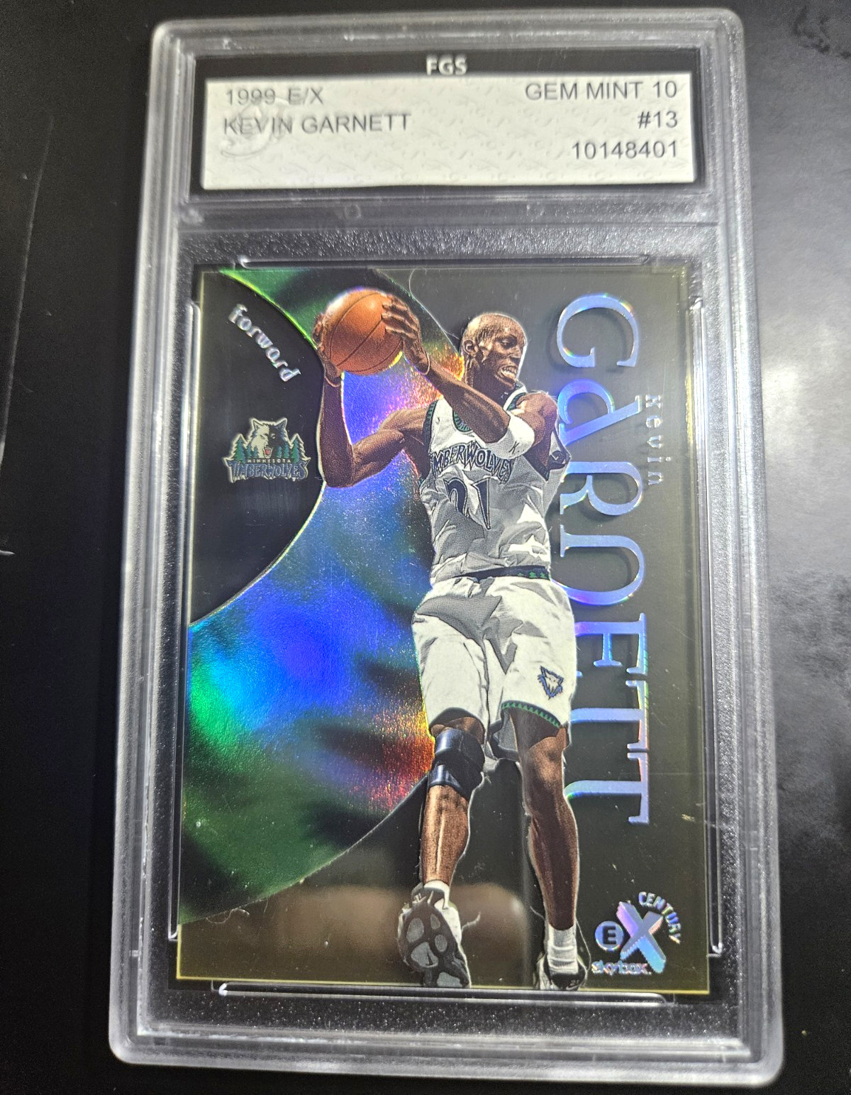 SkyBox 1999 E-X Century Kevin Garnett Timberwolves #13 Graded Card SkyBox 1999 E-X Century Kevin Garnett Timberwolves #13 Graded Card