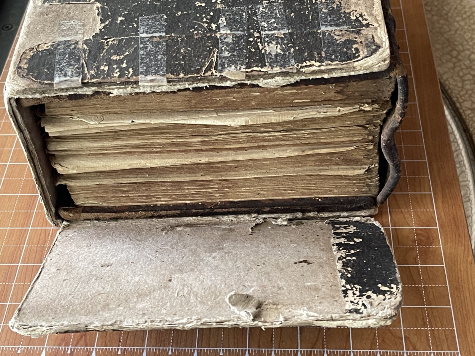 BIBLE ANTIQUE GERMAN 18TH CENTURY CHRISTIANITY LUTHERAN BIBLE ANTIQUE GERMAN 18TH CENTURY CHRISTIANITY LUTHERAN