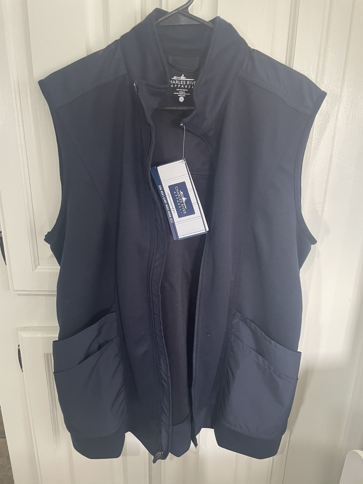 Charles River Apparel Zip Mixed Media Blue Mens Vest with Pockets Size Large NEW Charles River Apparel Zip Mixed Media Blue Mens Vest with Pockets Size Large NEW