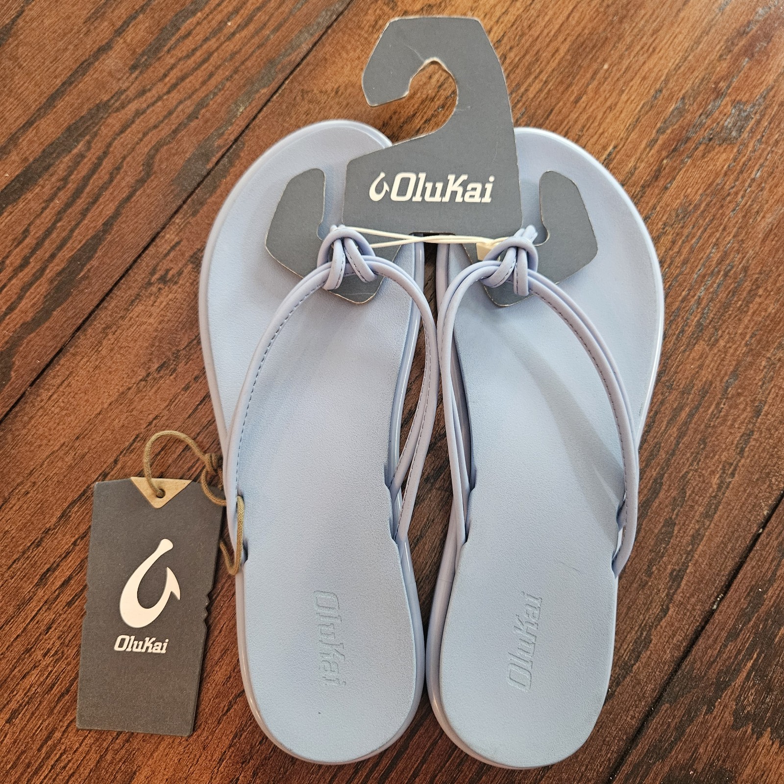 OluKai Aka Womens Thong Sandals Cloud Blue Water Friendly Size 8 NWT