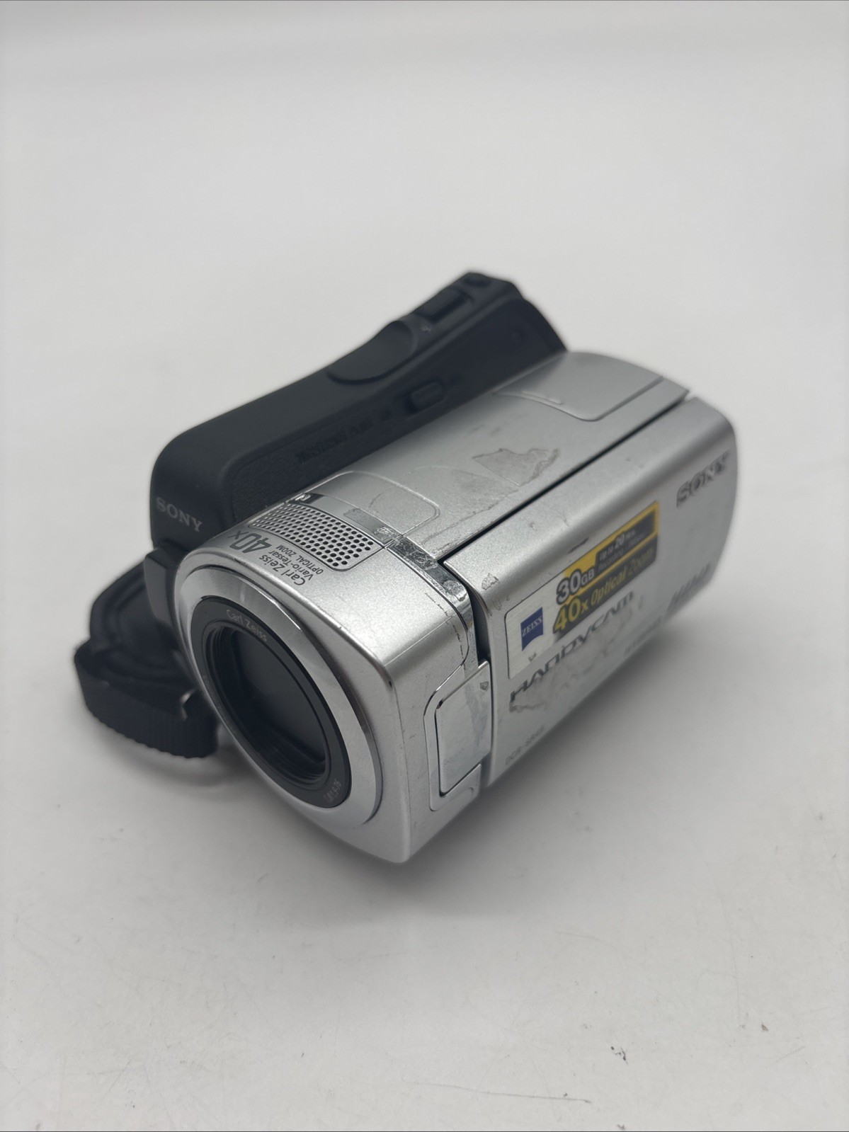 Sony DCR-SR45 30 GB HDD/40x Zoom, Camcorder ONLY - Black/Silver Sold As Is Sony DCR-SR45 30 GB HDD/40x Zoom, Camcorder ONLY - Black/Silver Sold As Is