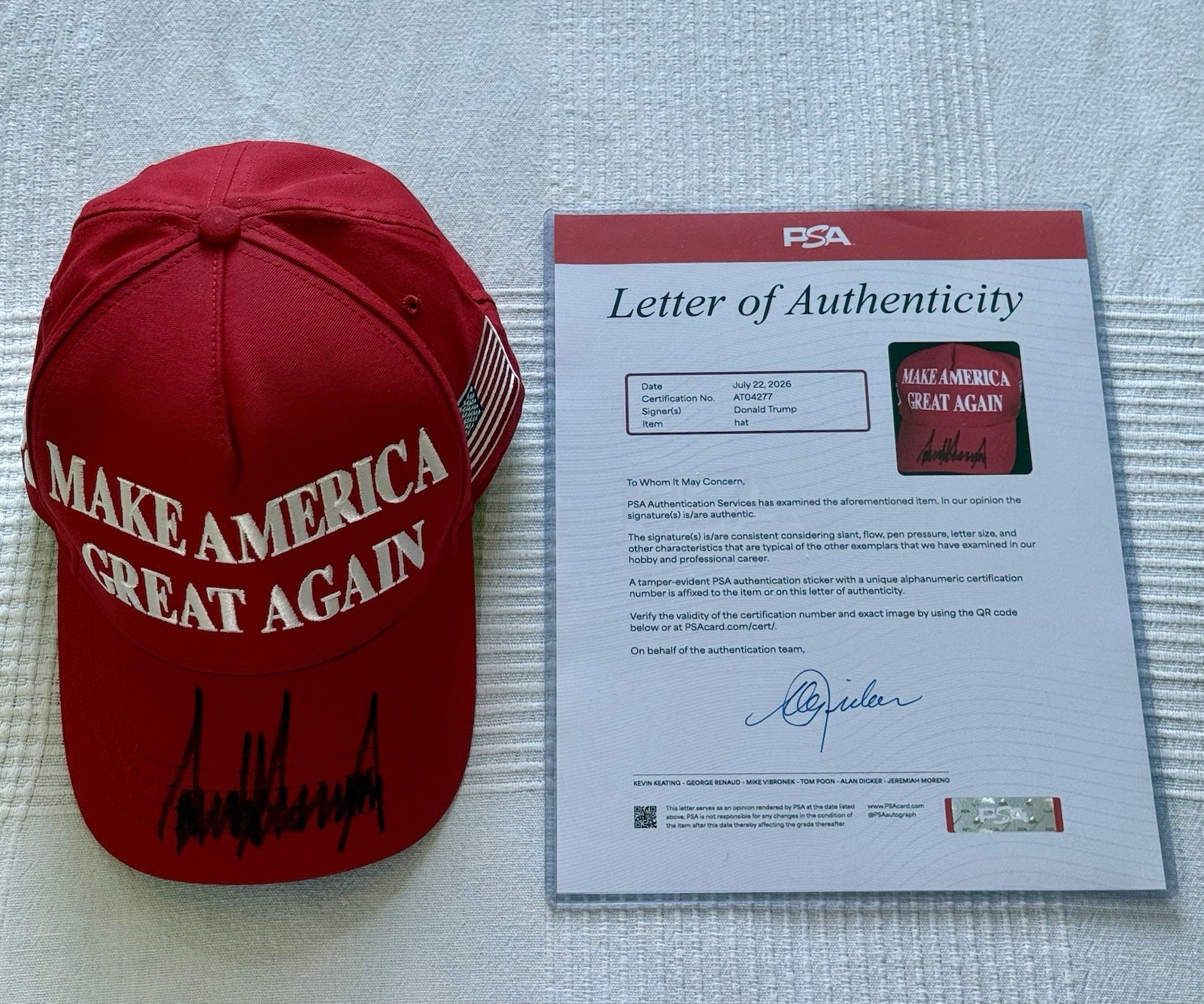 Rare Donald Trump Signed MAGA Hat PSA LOA 45th President Pike Provenance