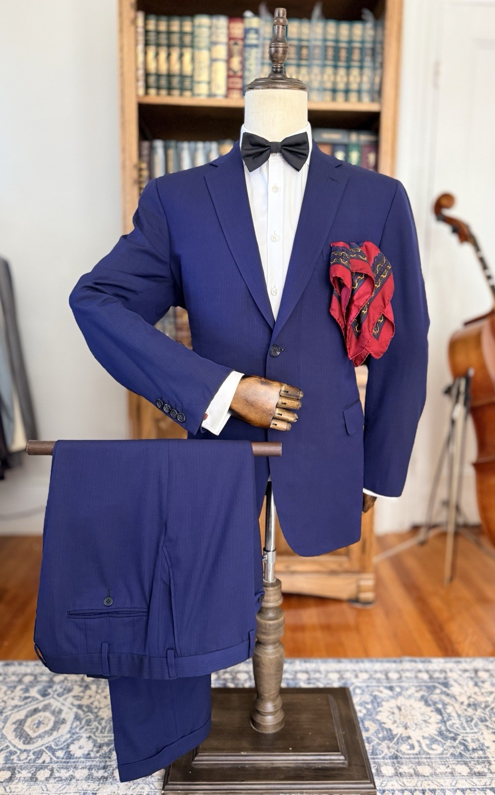 LNWOT CURRENT Gorgeous Super 200\'s Royal Blue Striped Brioni Suit 44R US/54R IT